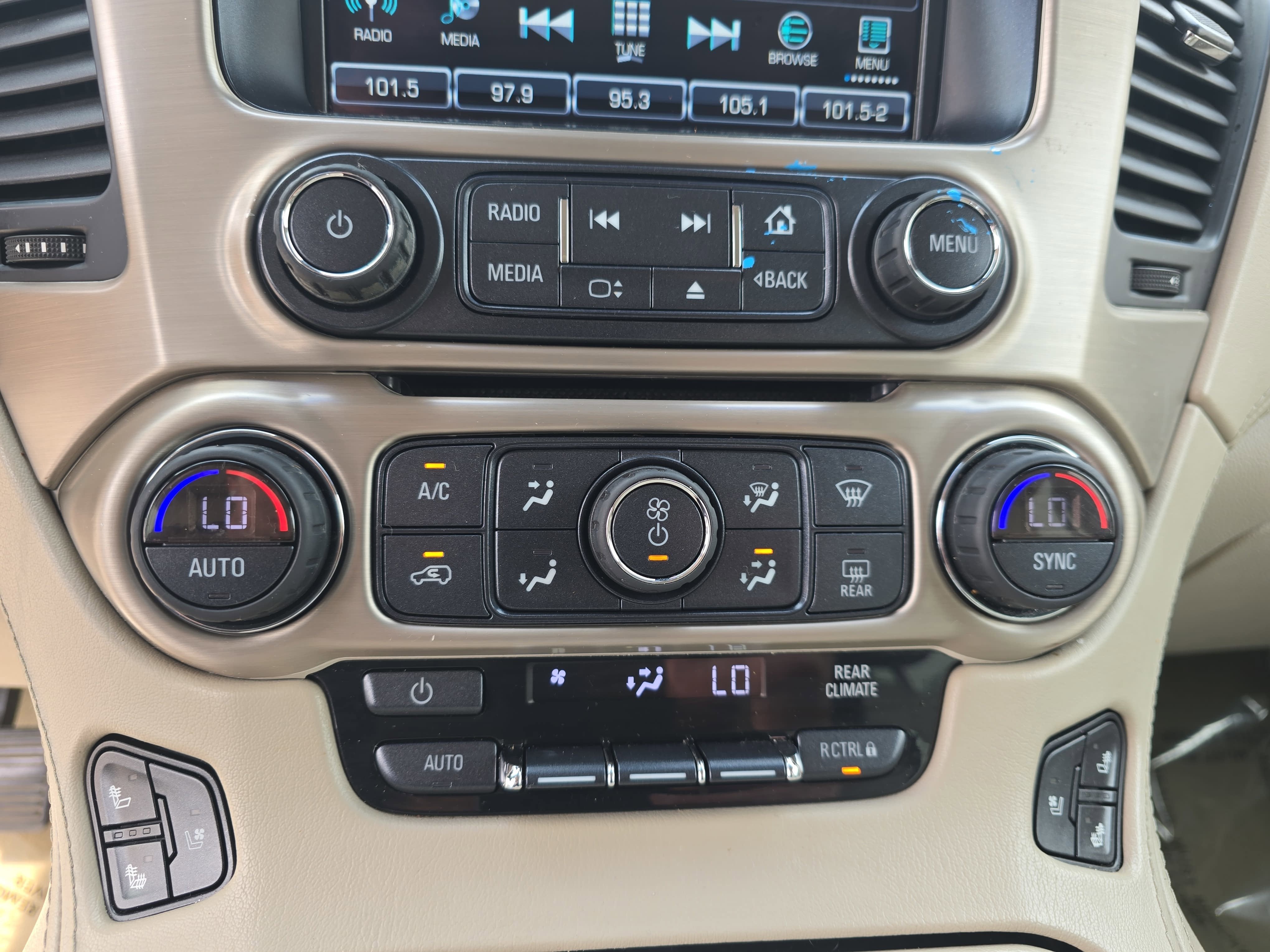 2017 GMC Yukon XL Denali