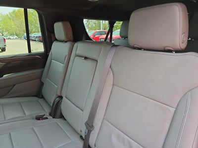 2022 Chevrolet Suburban LT