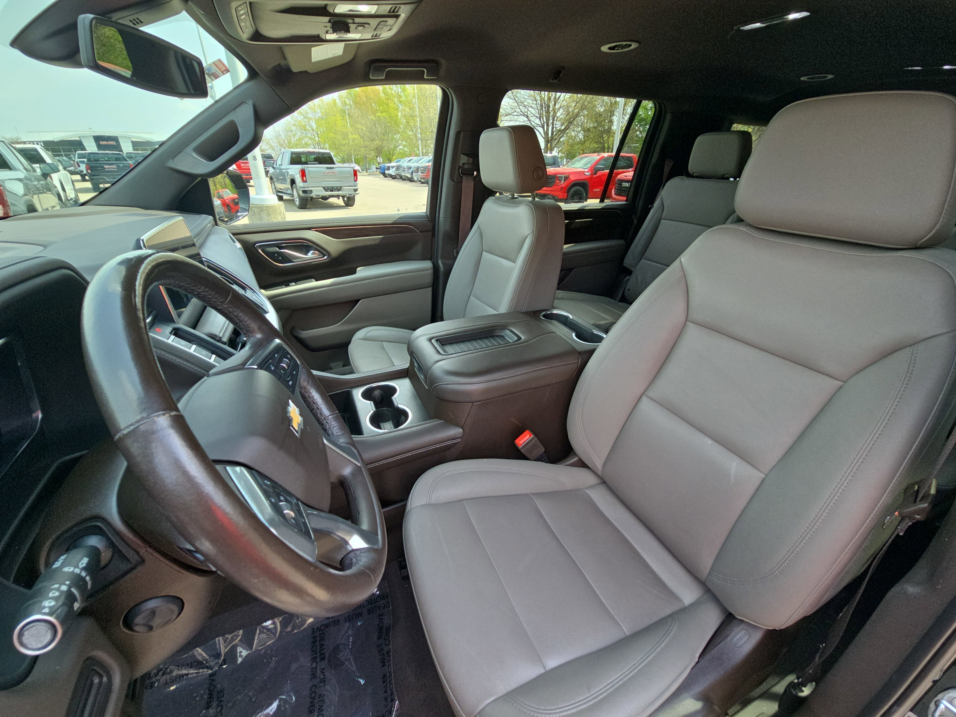 2022 Chevrolet Suburban LT