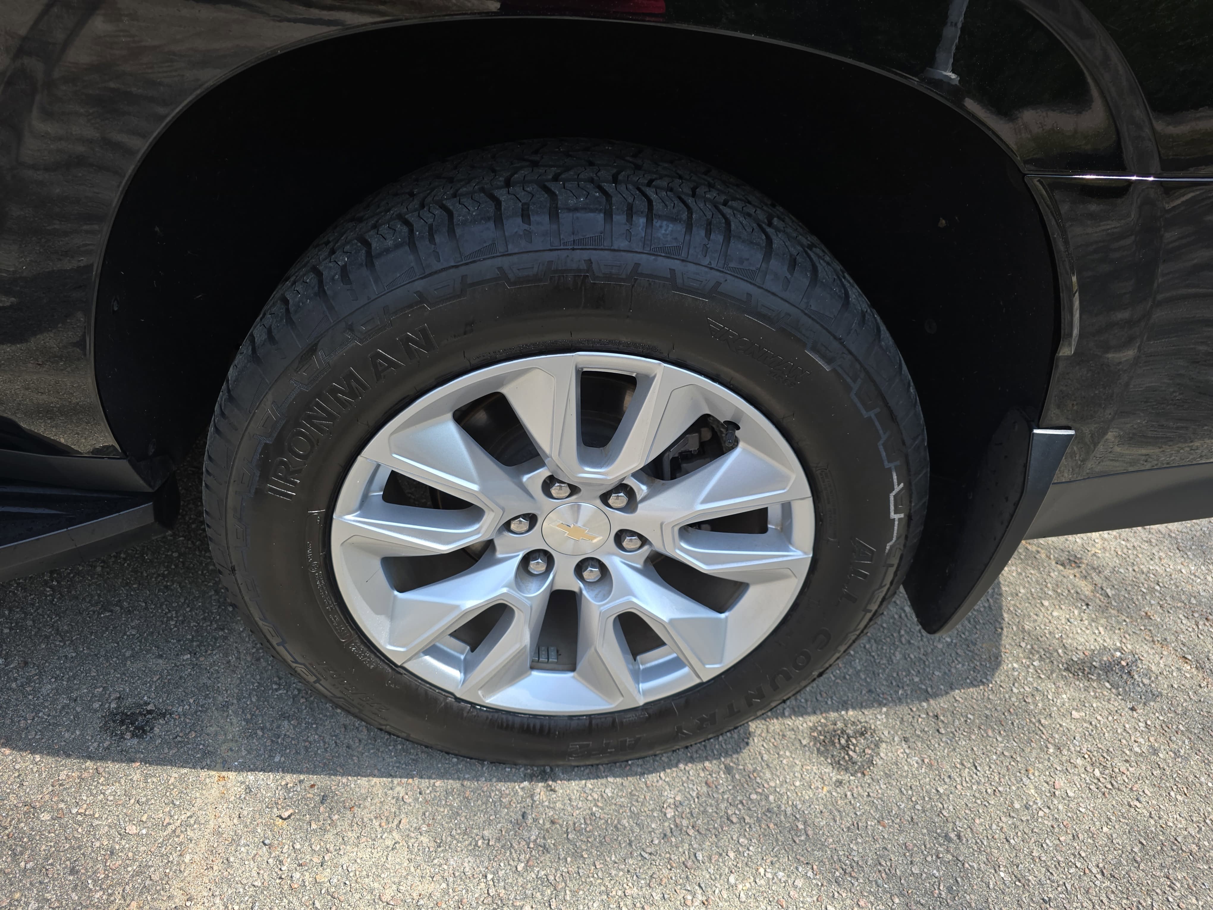 2022 Chevrolet Suburban LT