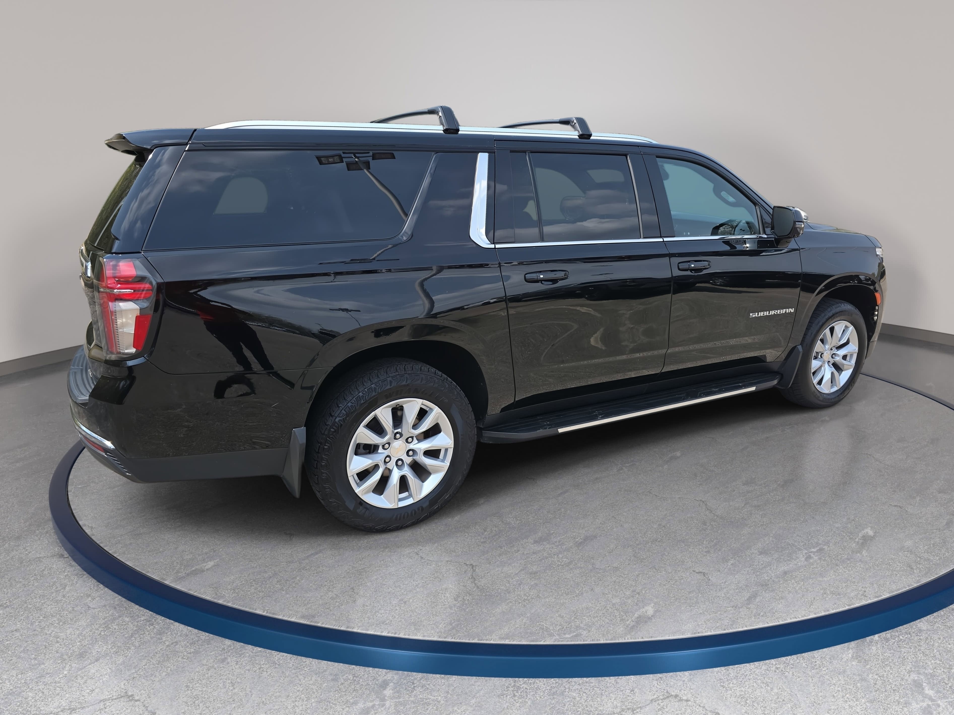 2022 Chevrolet Suburban LT