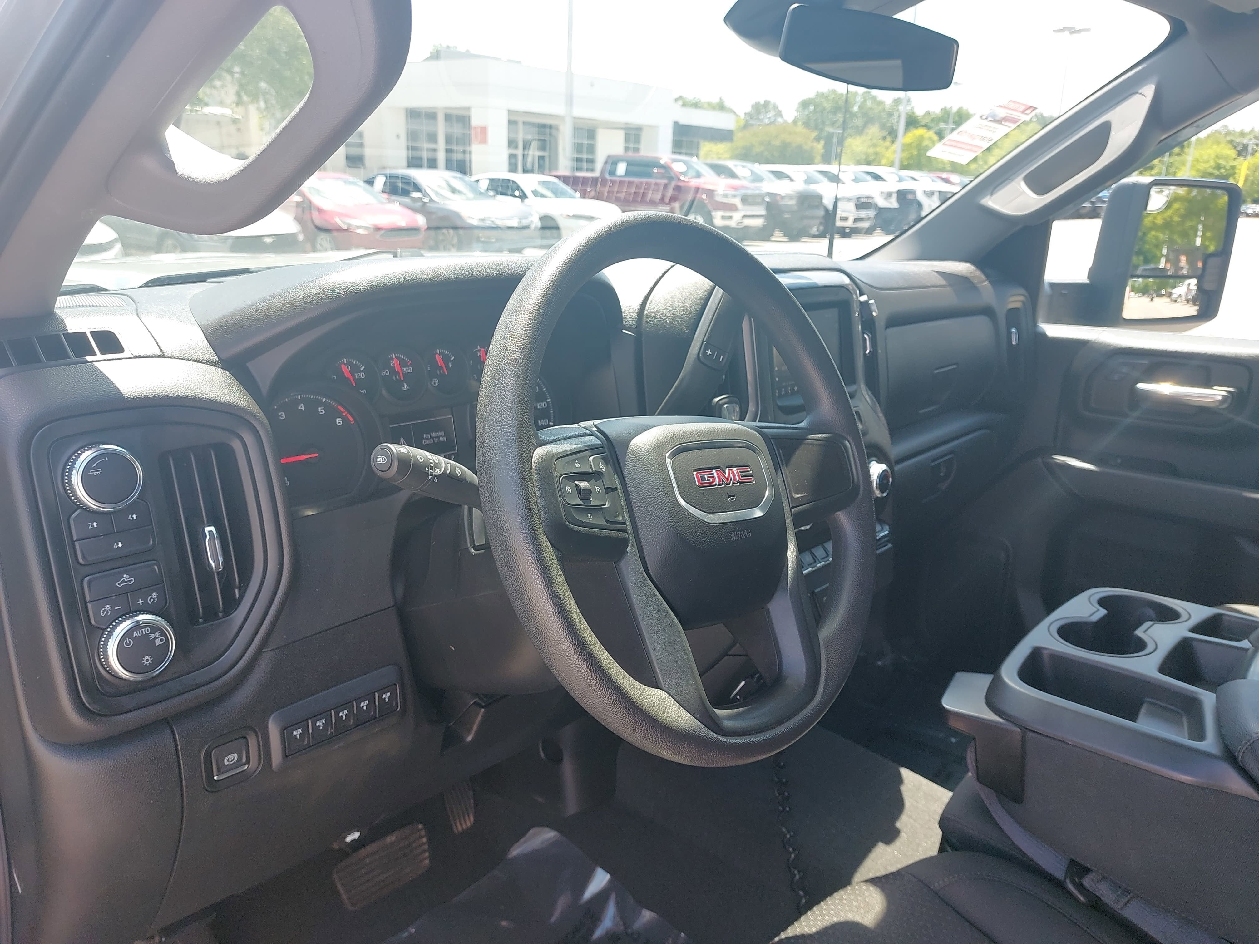 2024 GMC Sierra 2500HD Pro