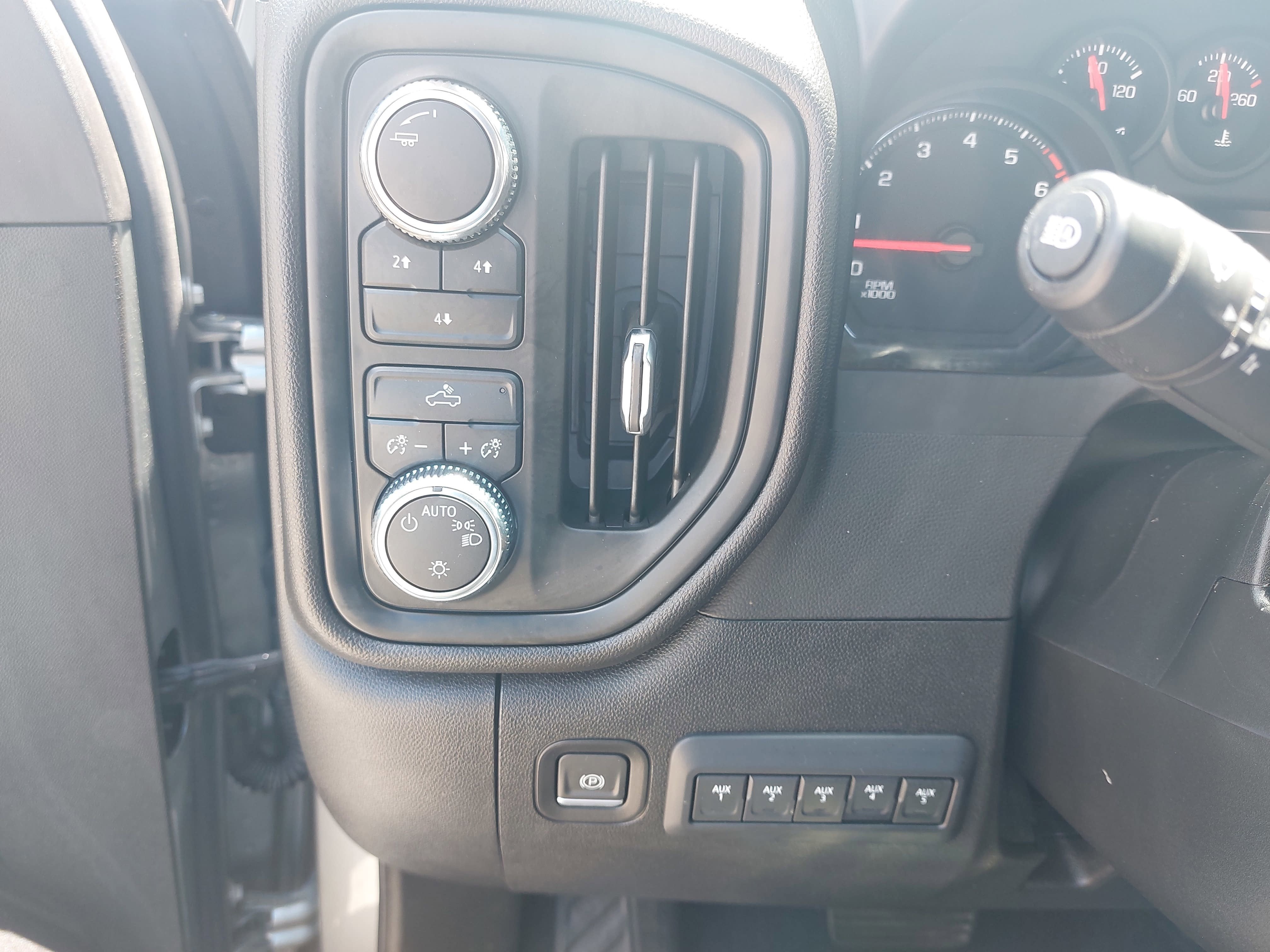 2024 GMC Sierra 2500HD Pro