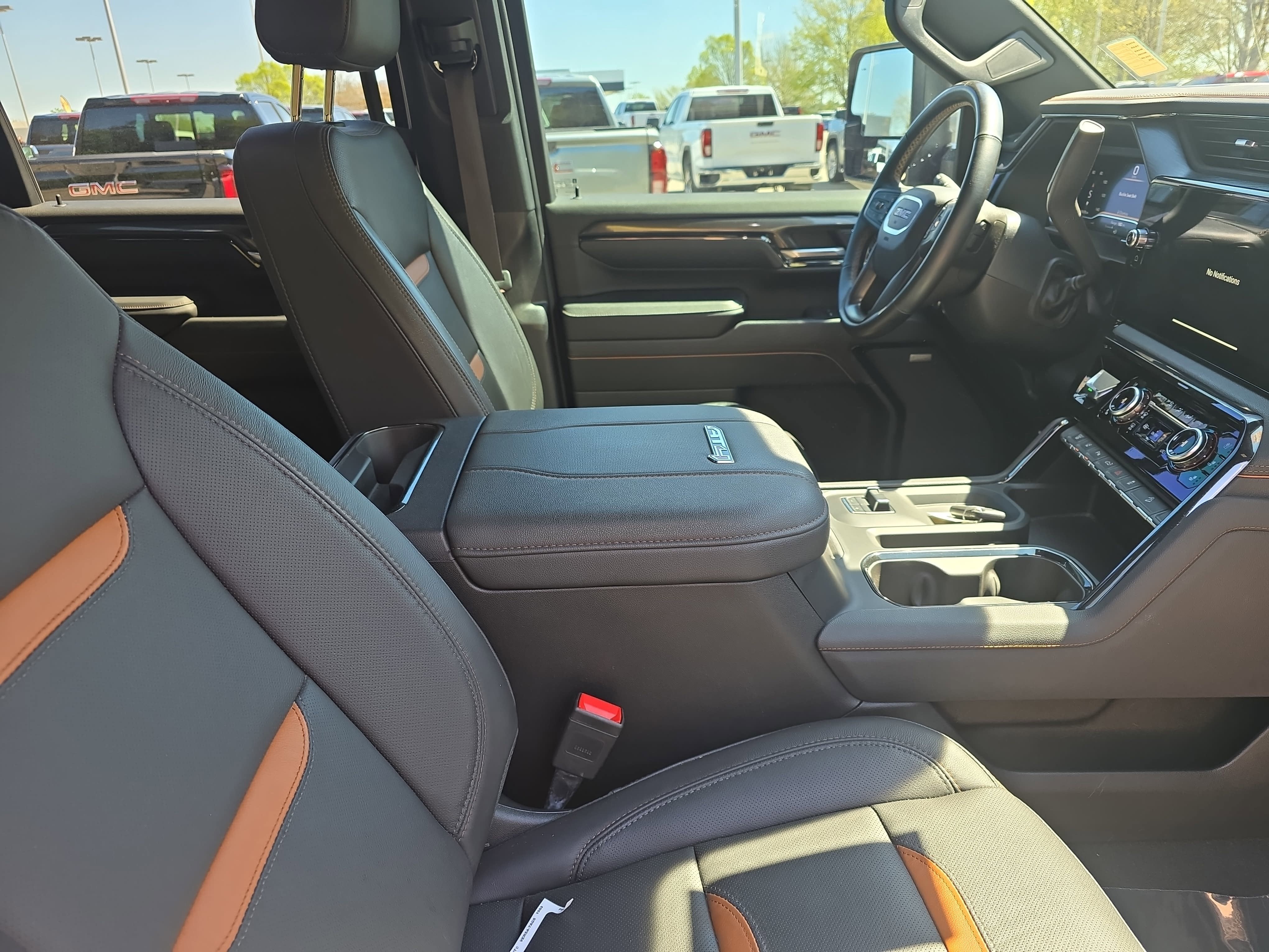 2024 GMC Sierra 2500HD AT4