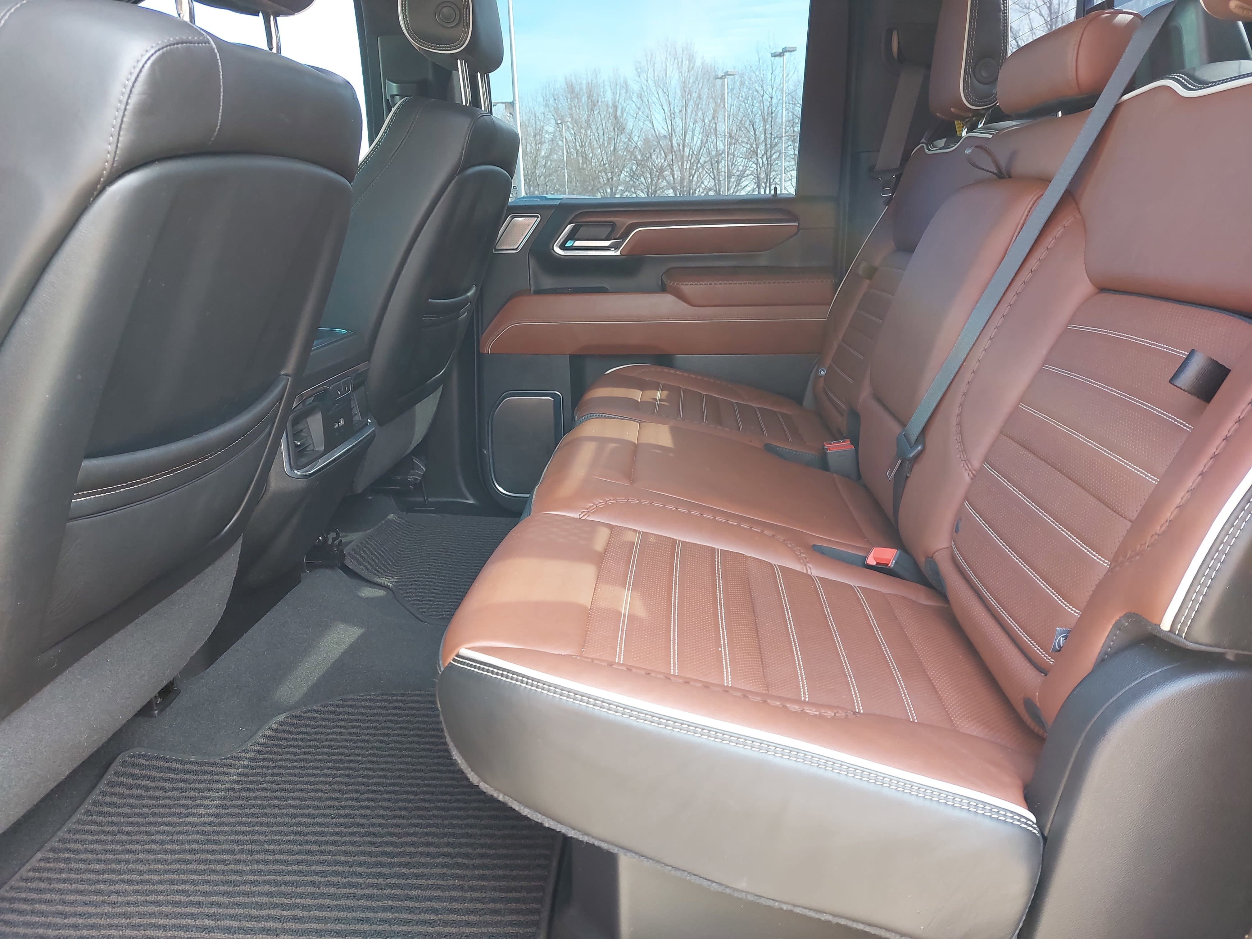 2024 GMC Sierra 3500HD Denali Ultimate