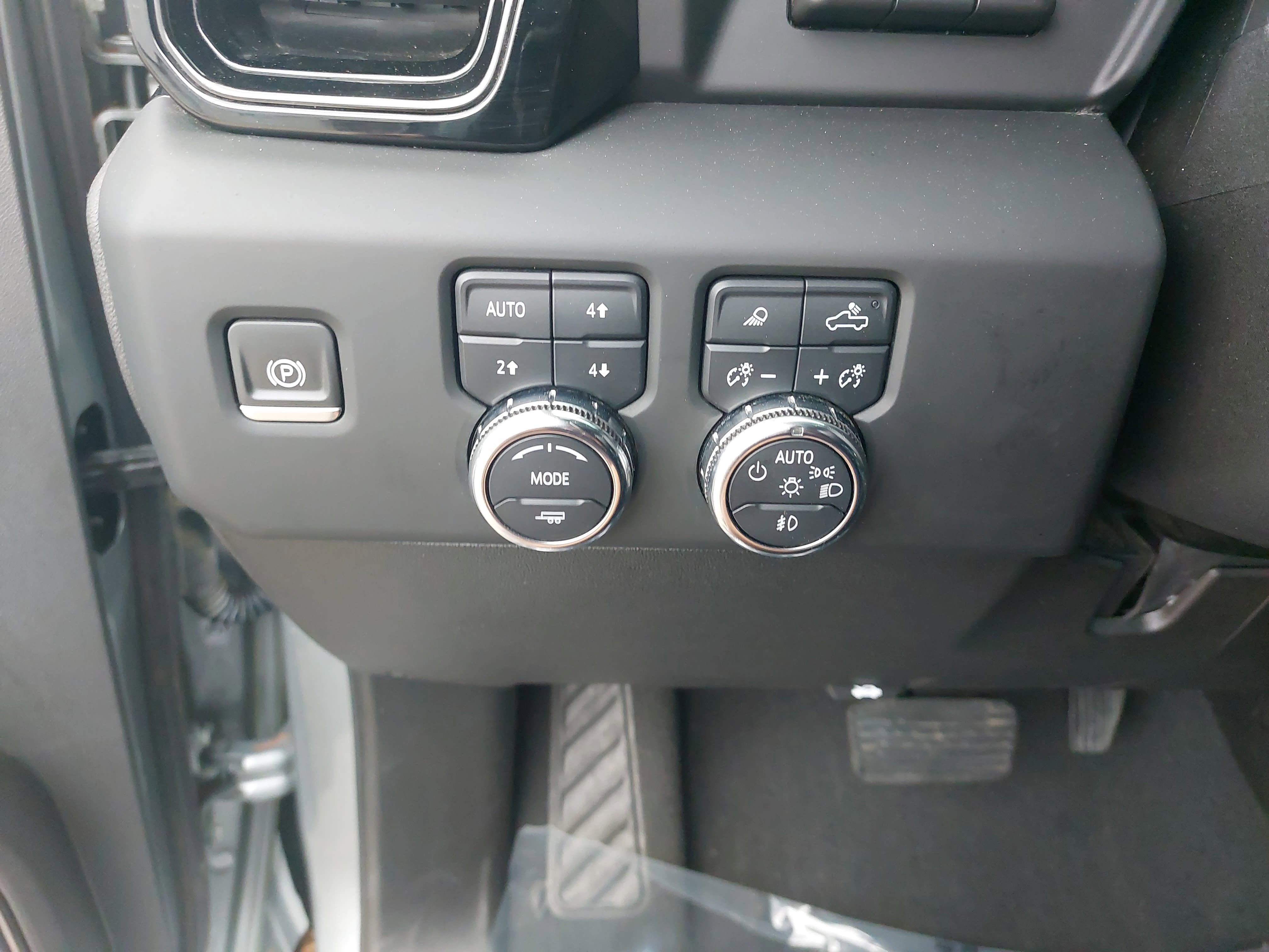 2024 GMC Sierra 2500HD AT4X