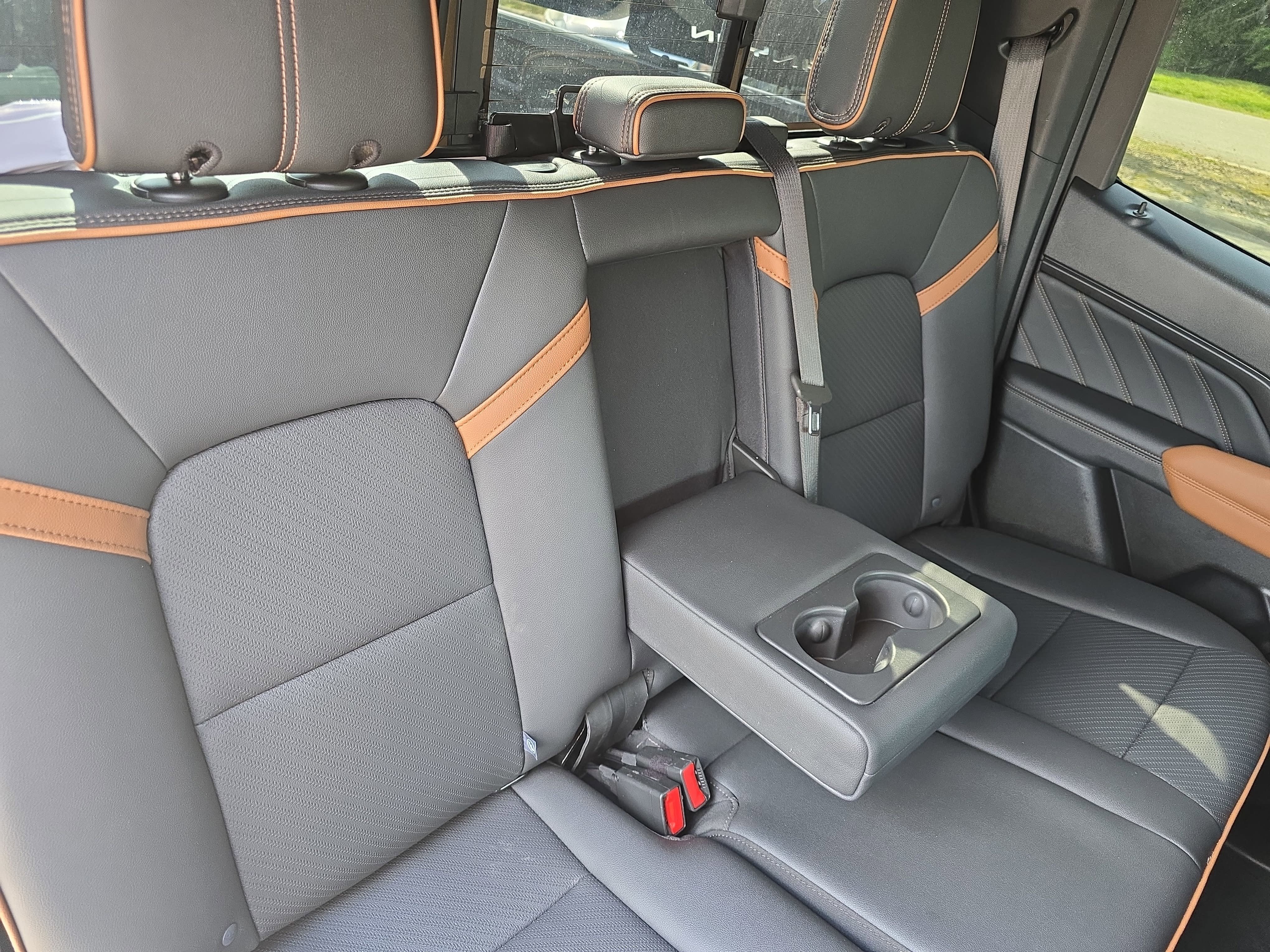 2025 GMC Canyon 4WD AT4