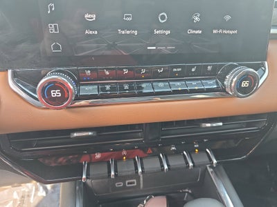 2025 GMC Canyon 4WD AT4