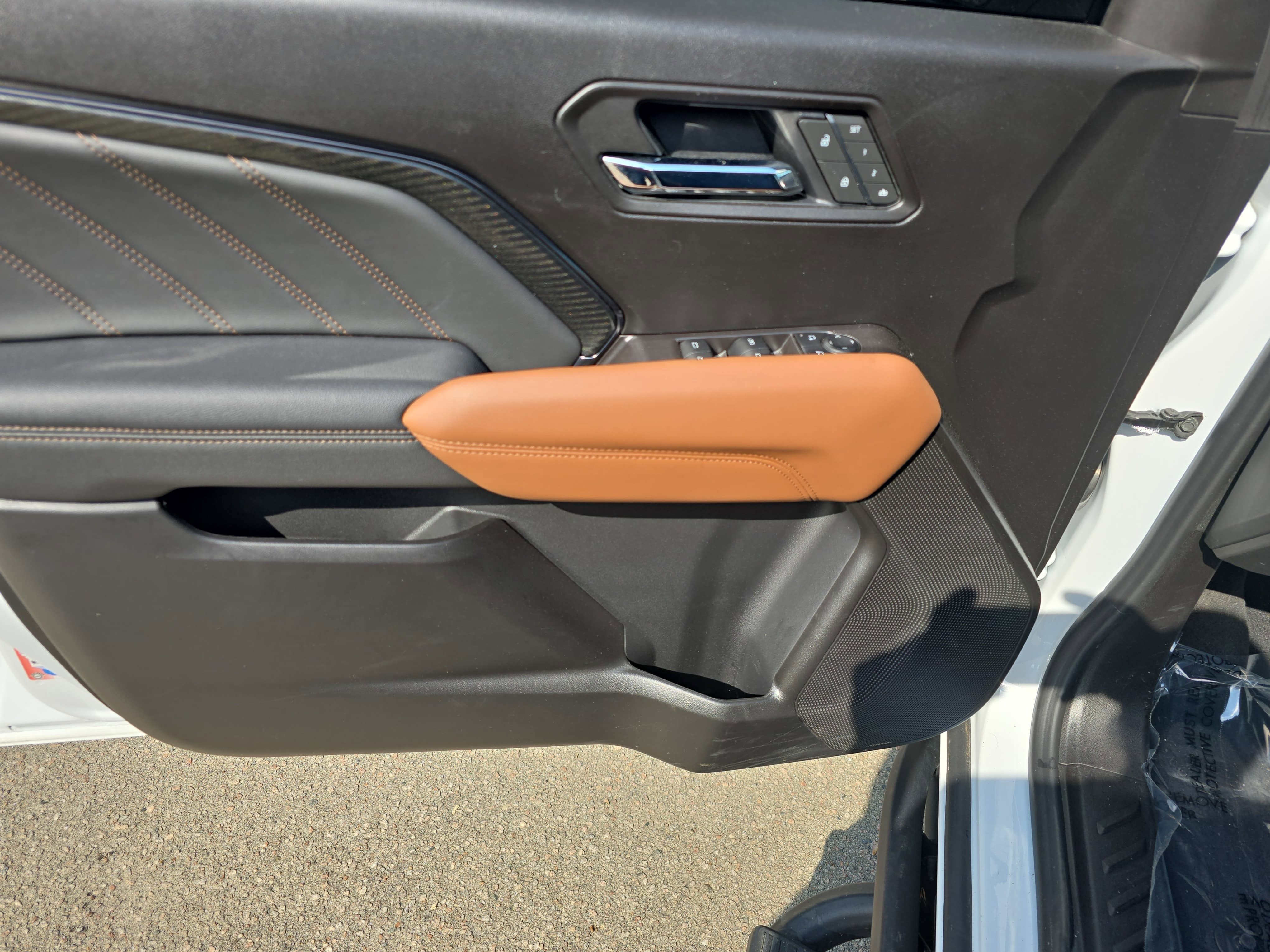 2025 GMC Canyon 4WD AT4