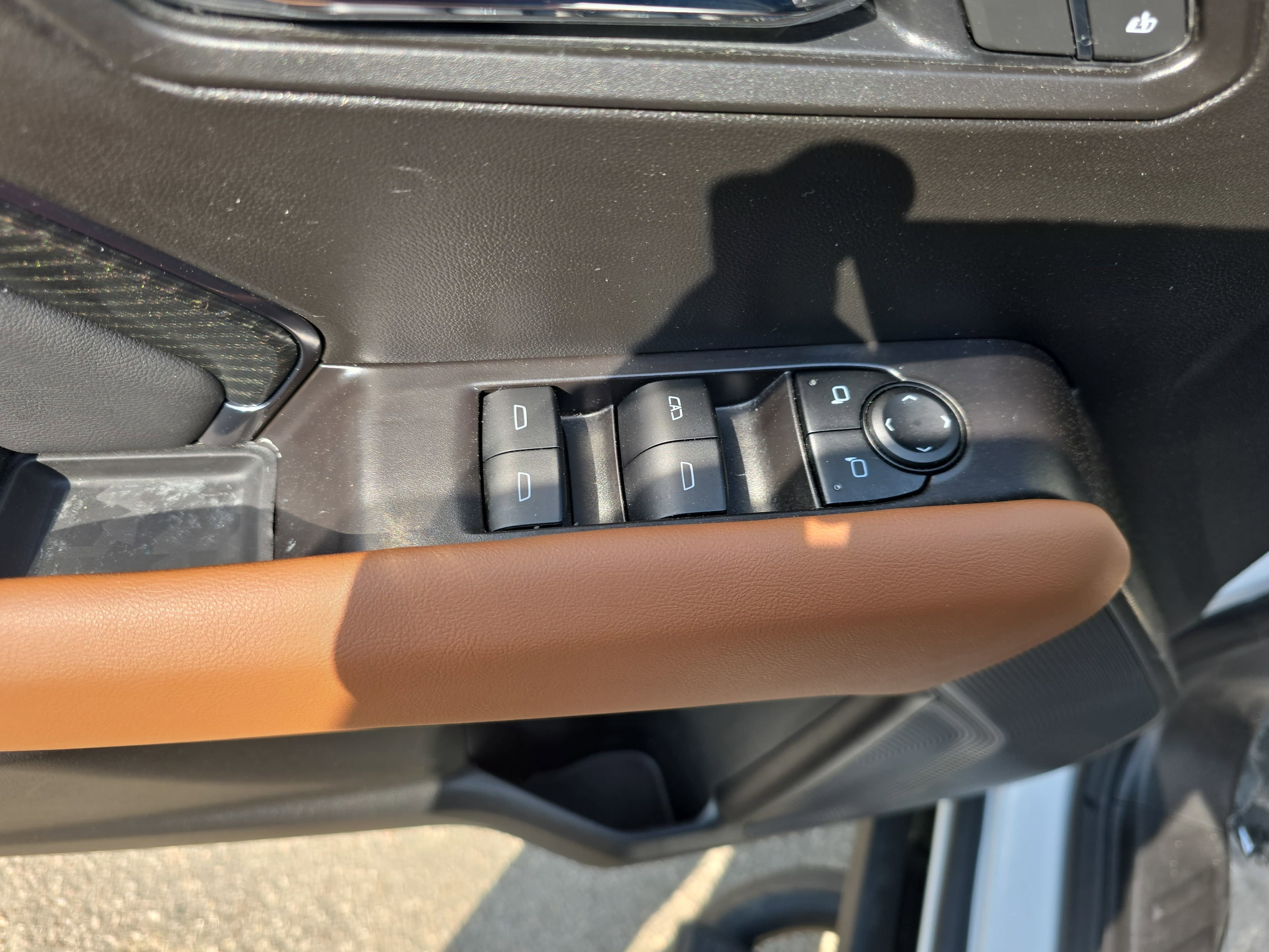 2025 GMC Canyon 4WD AT4