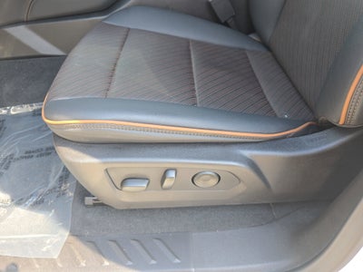 2025 GMC Canyon 4WD AT4