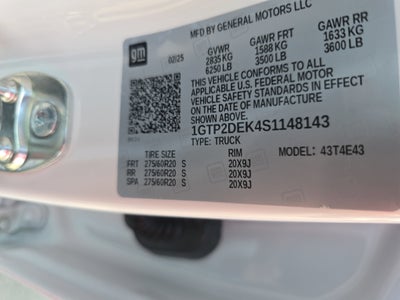 2025 GMC Canyon 4WD AT4