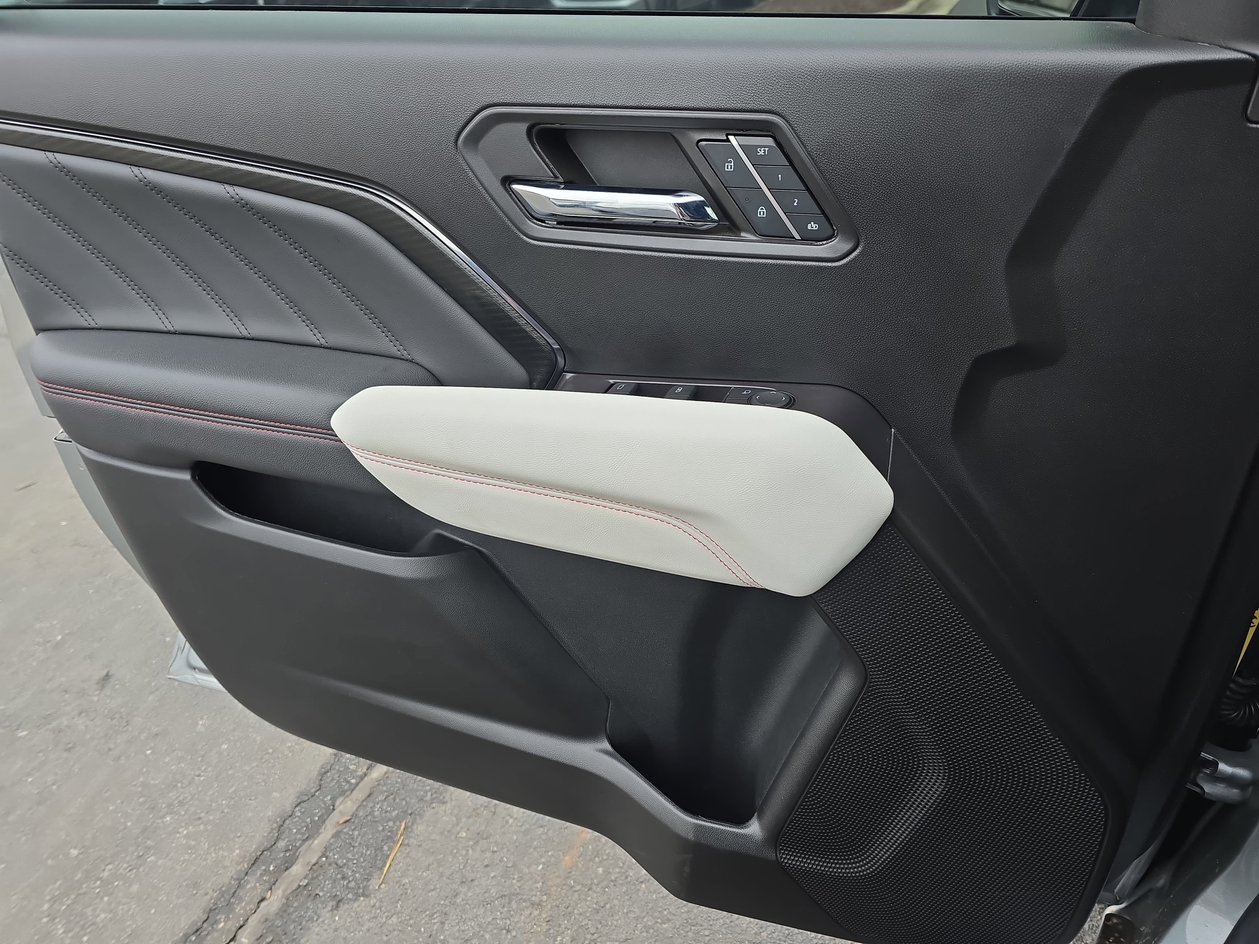 2024 GMC Canyon 4WD AT4X