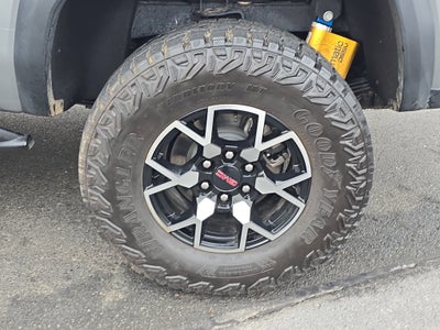 2024 GMC Canyon 4WD AT4X