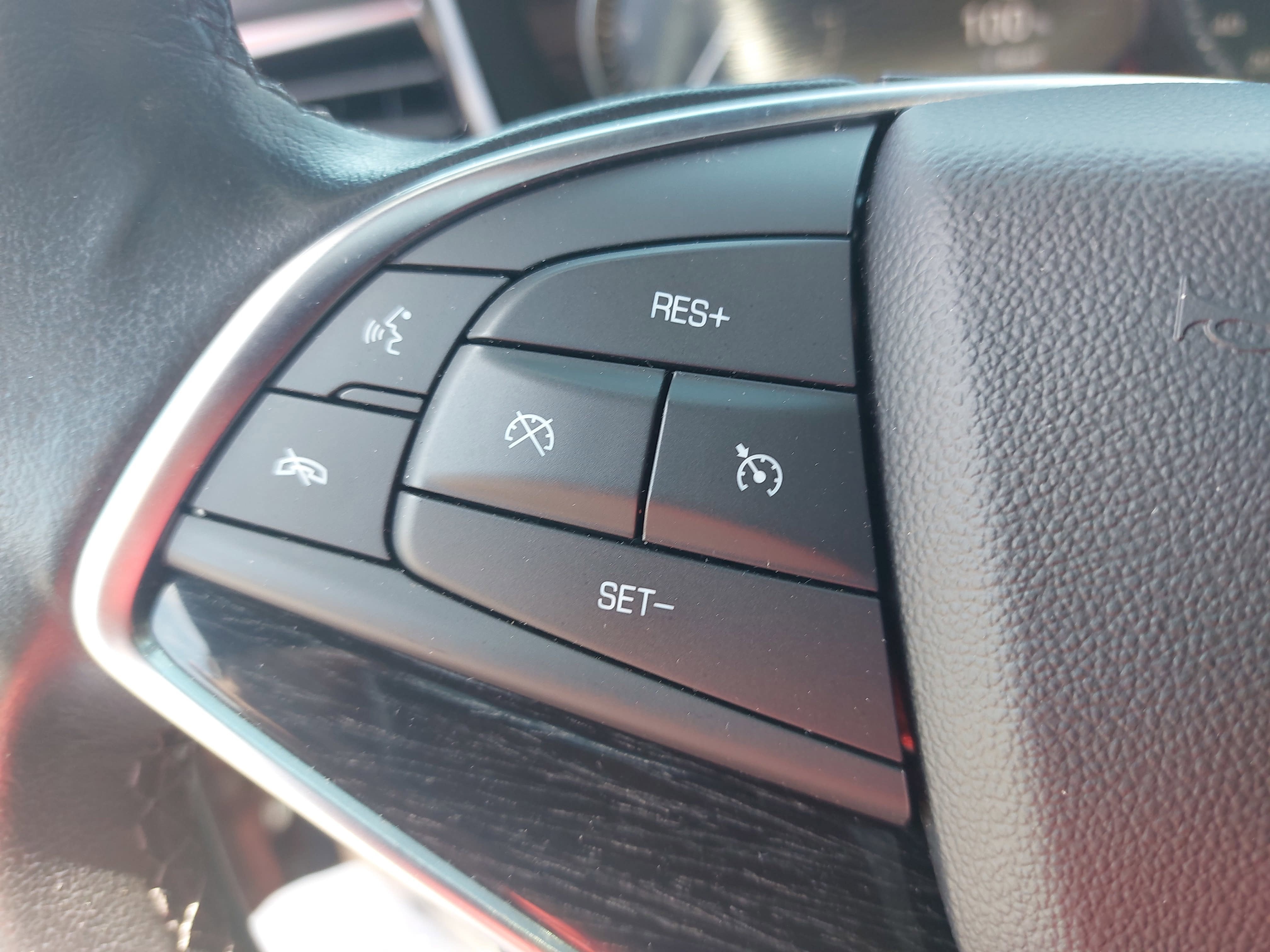 2023 Cadillac XT5 FWD Premium Luxury