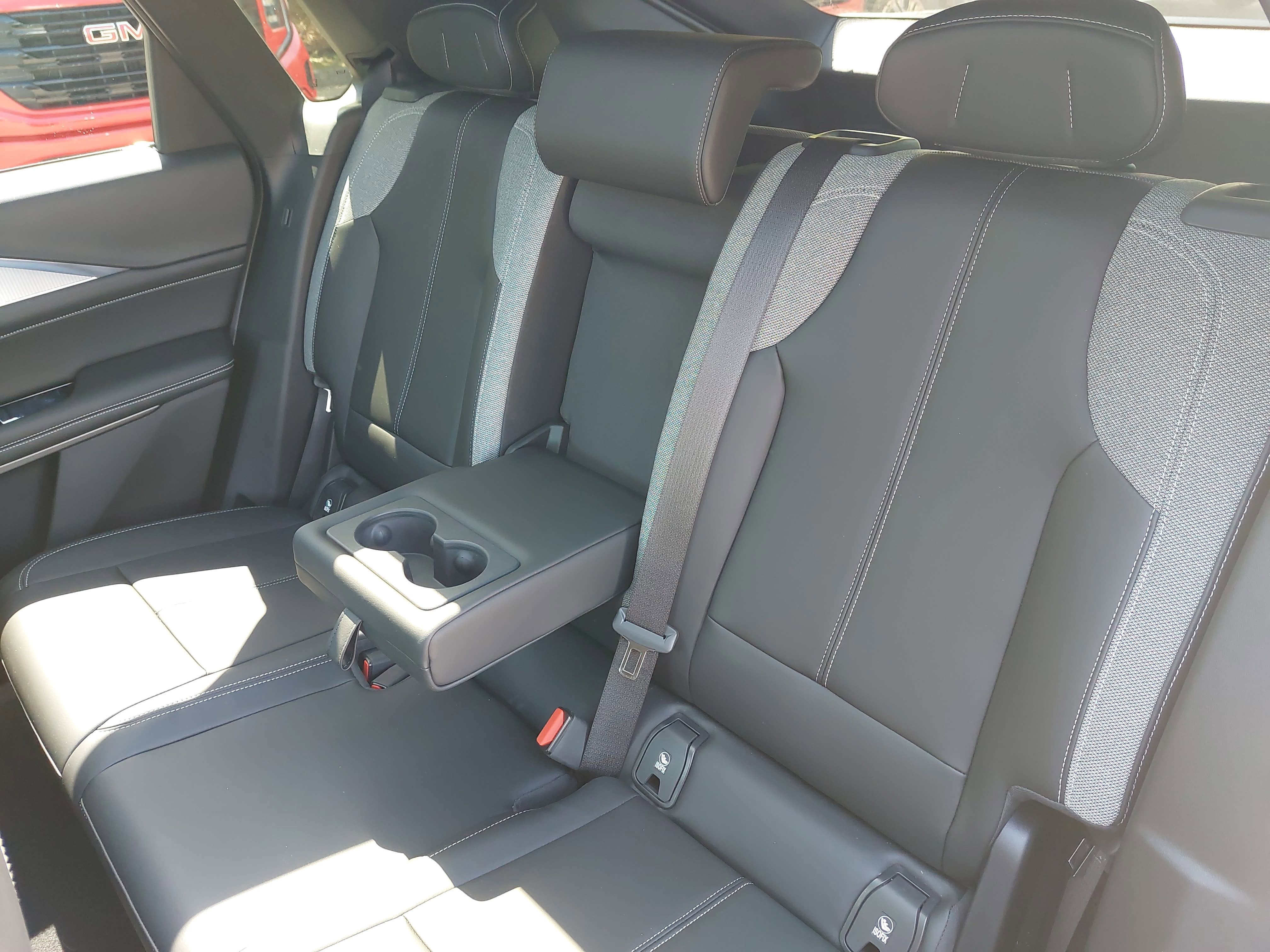 2024 Cadillac LYRIQ Tech