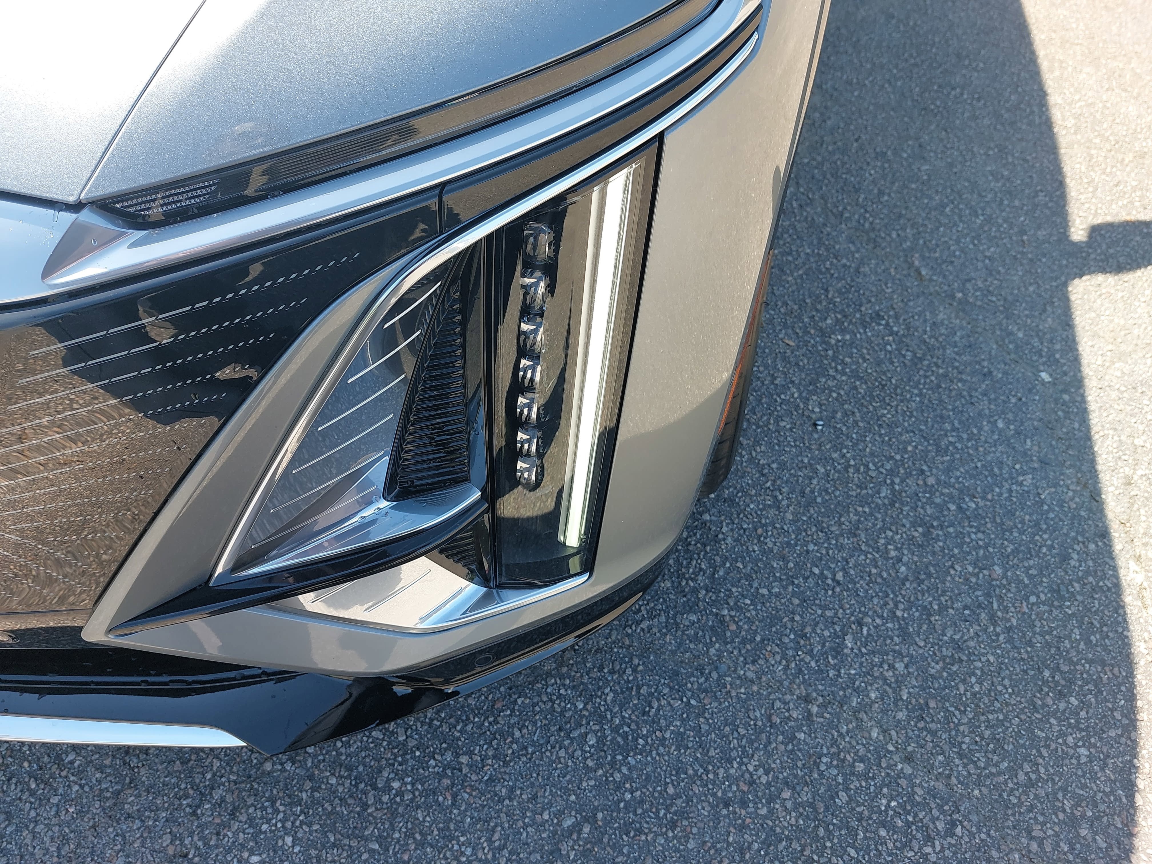 2024 Cadillac LYRIQ Tech