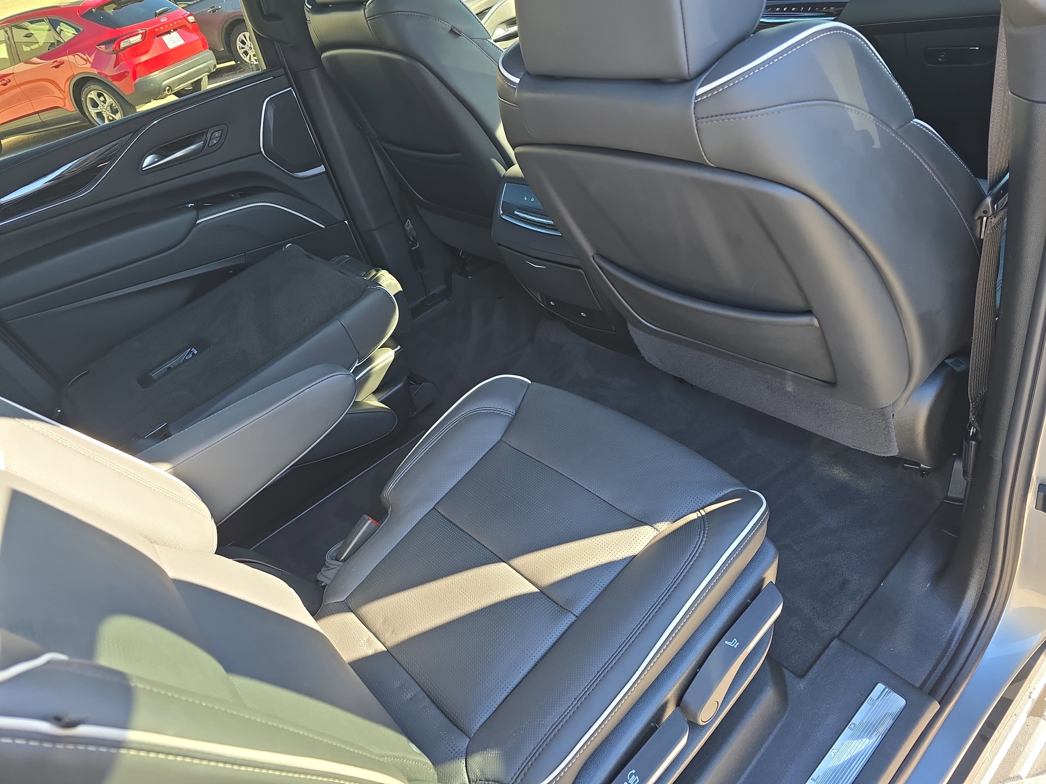 2024 Cadillac Escalade ESV 4WD Sport