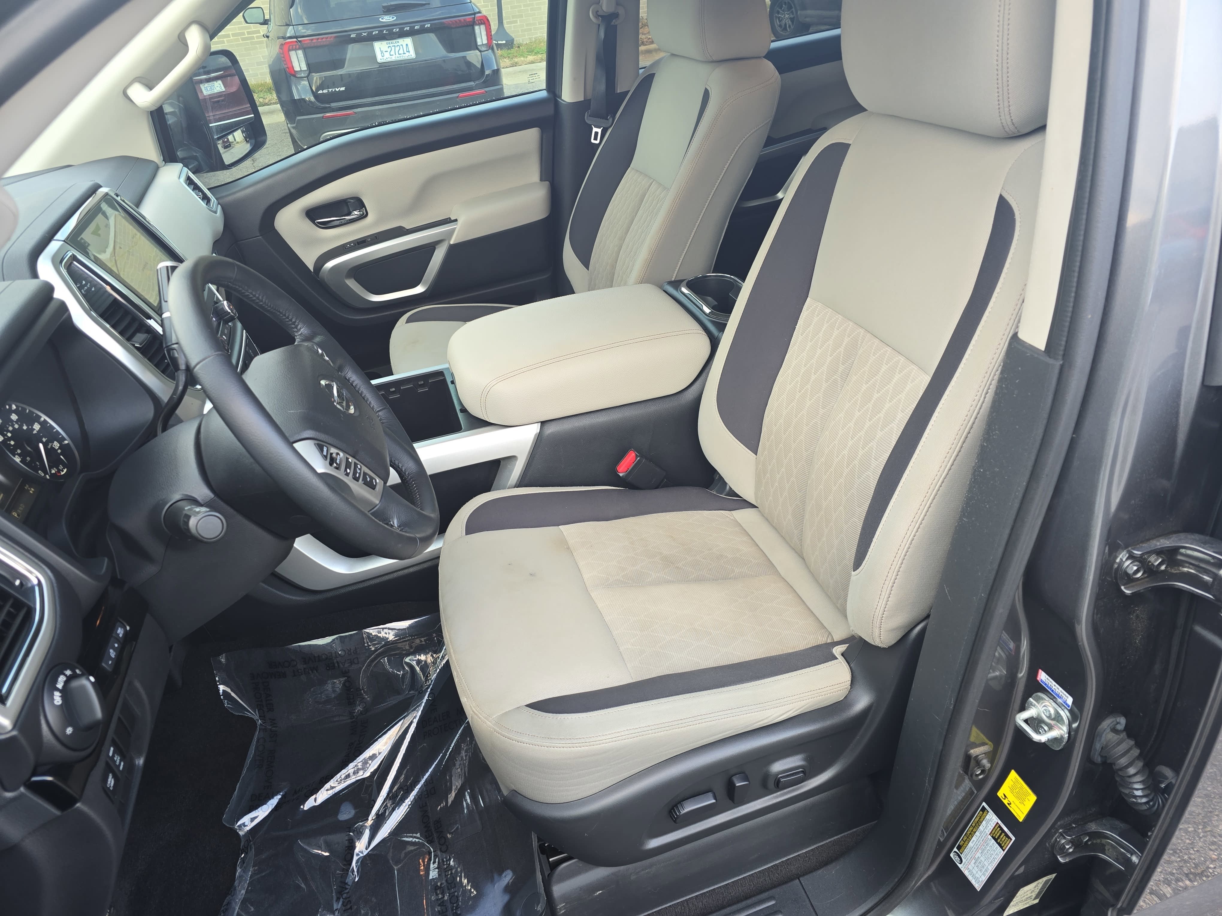 2021 Nissan Titan SV