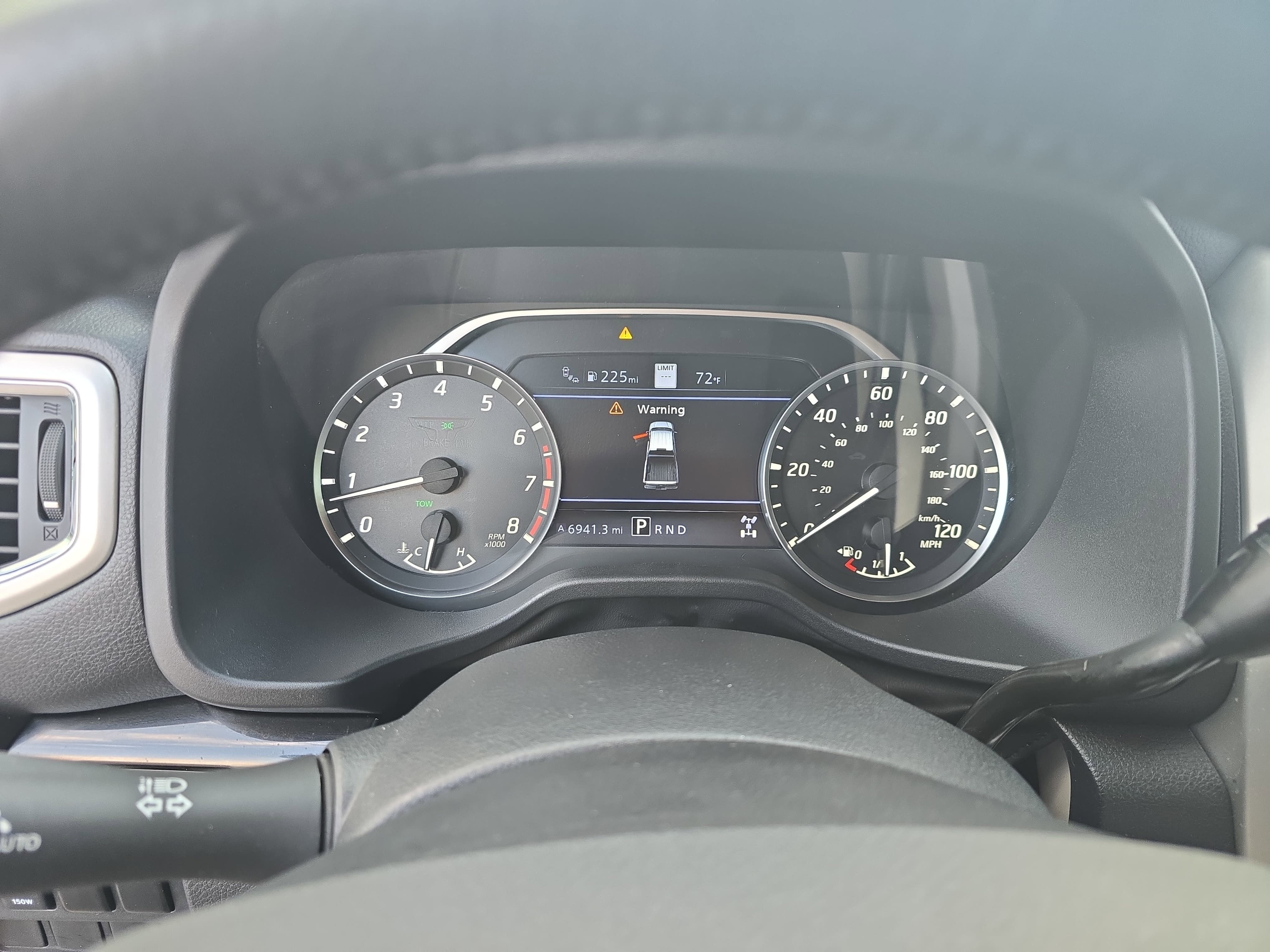 2021 Nissan Titan SV