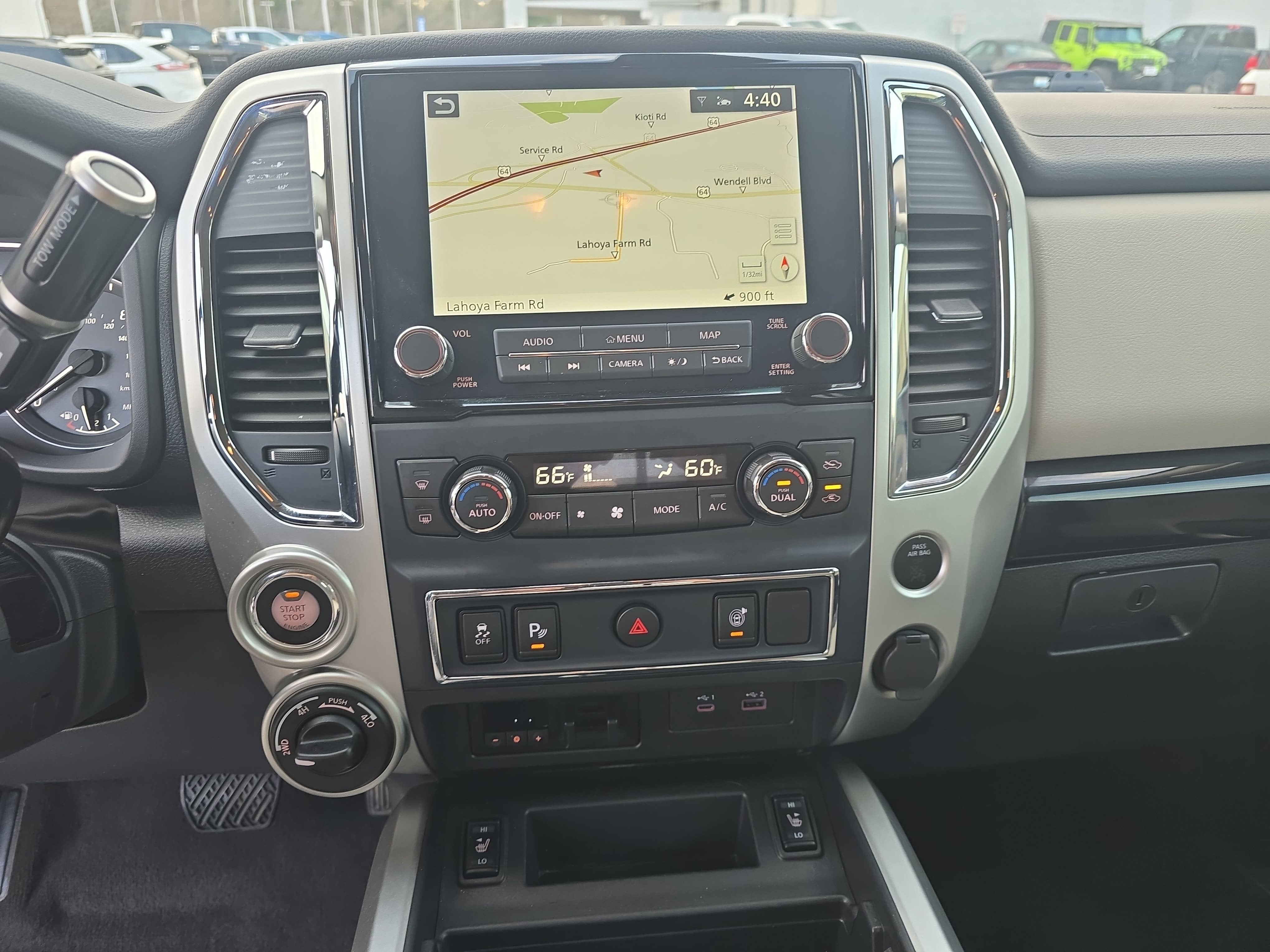 2021 Nissan Titan SV