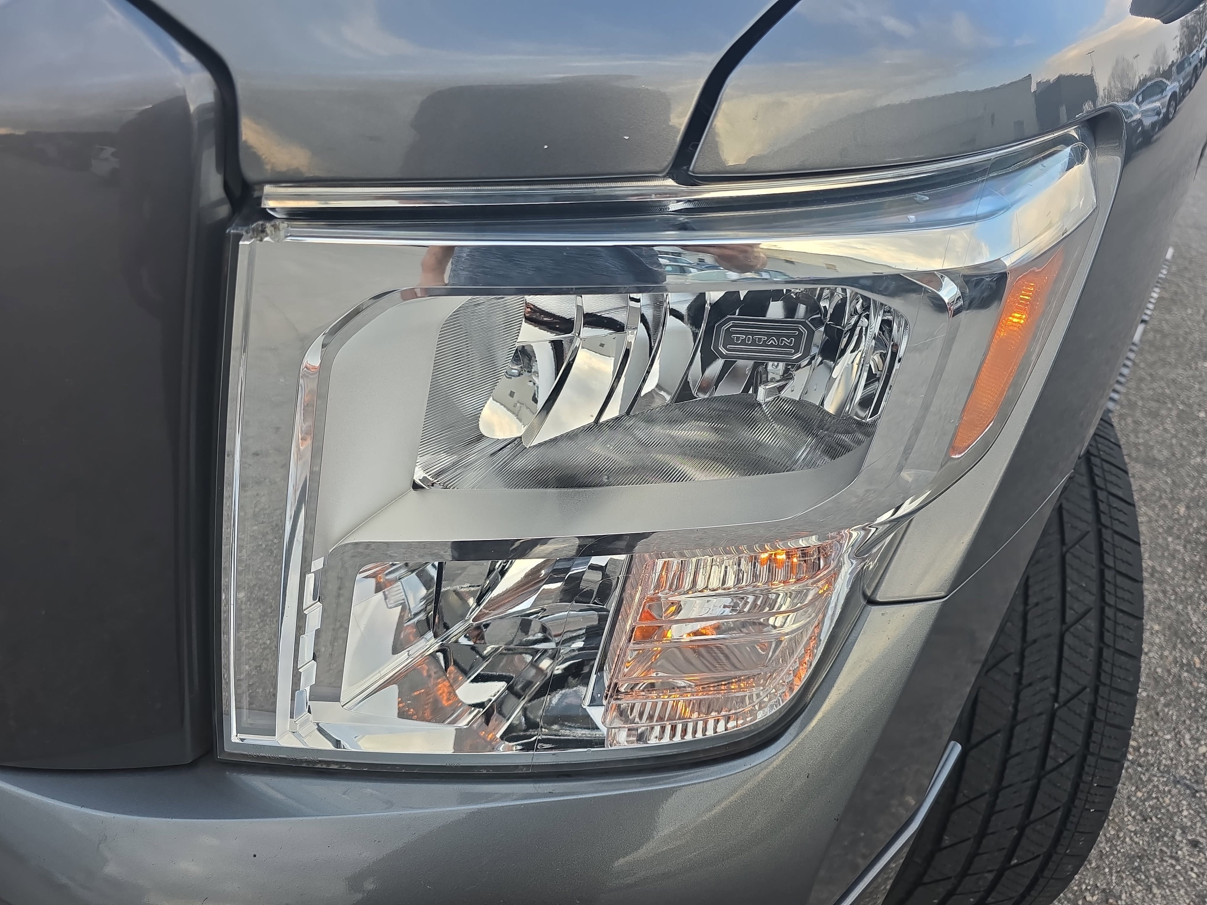 2021 Nissan Titan SV