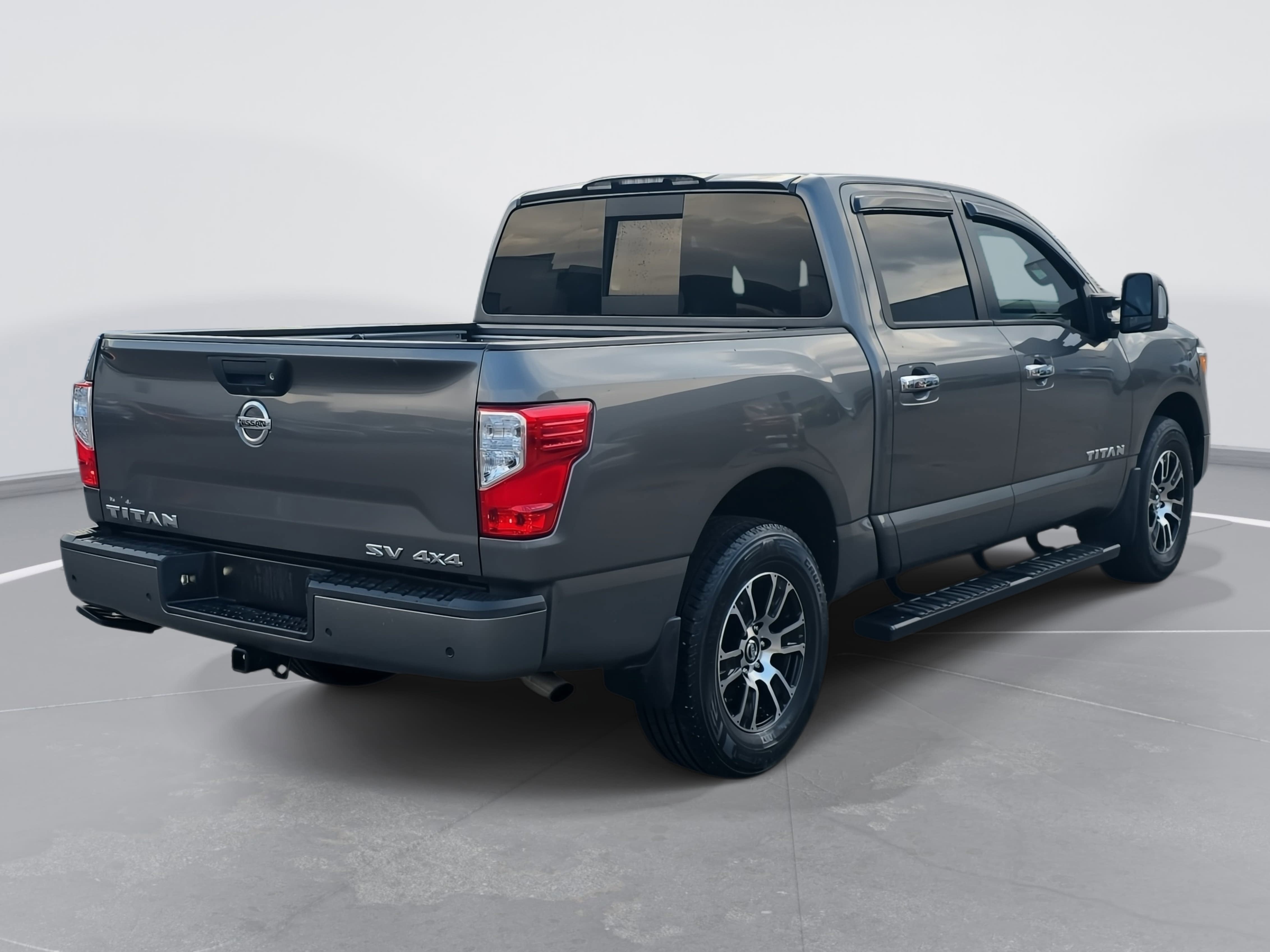 2021 Nissan Titan SV