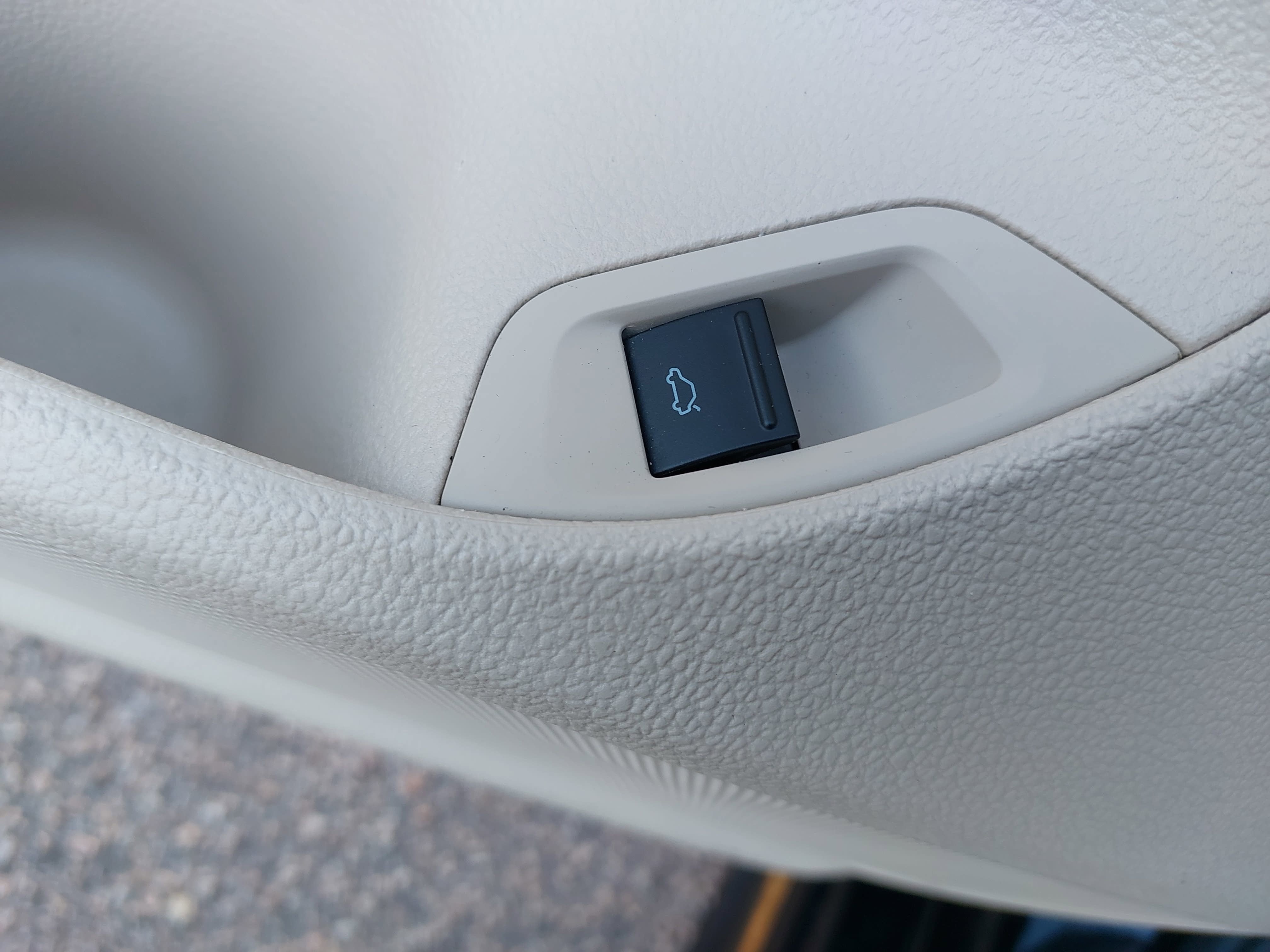 2019 Volkswagen Passat 2.0T SE R-Line