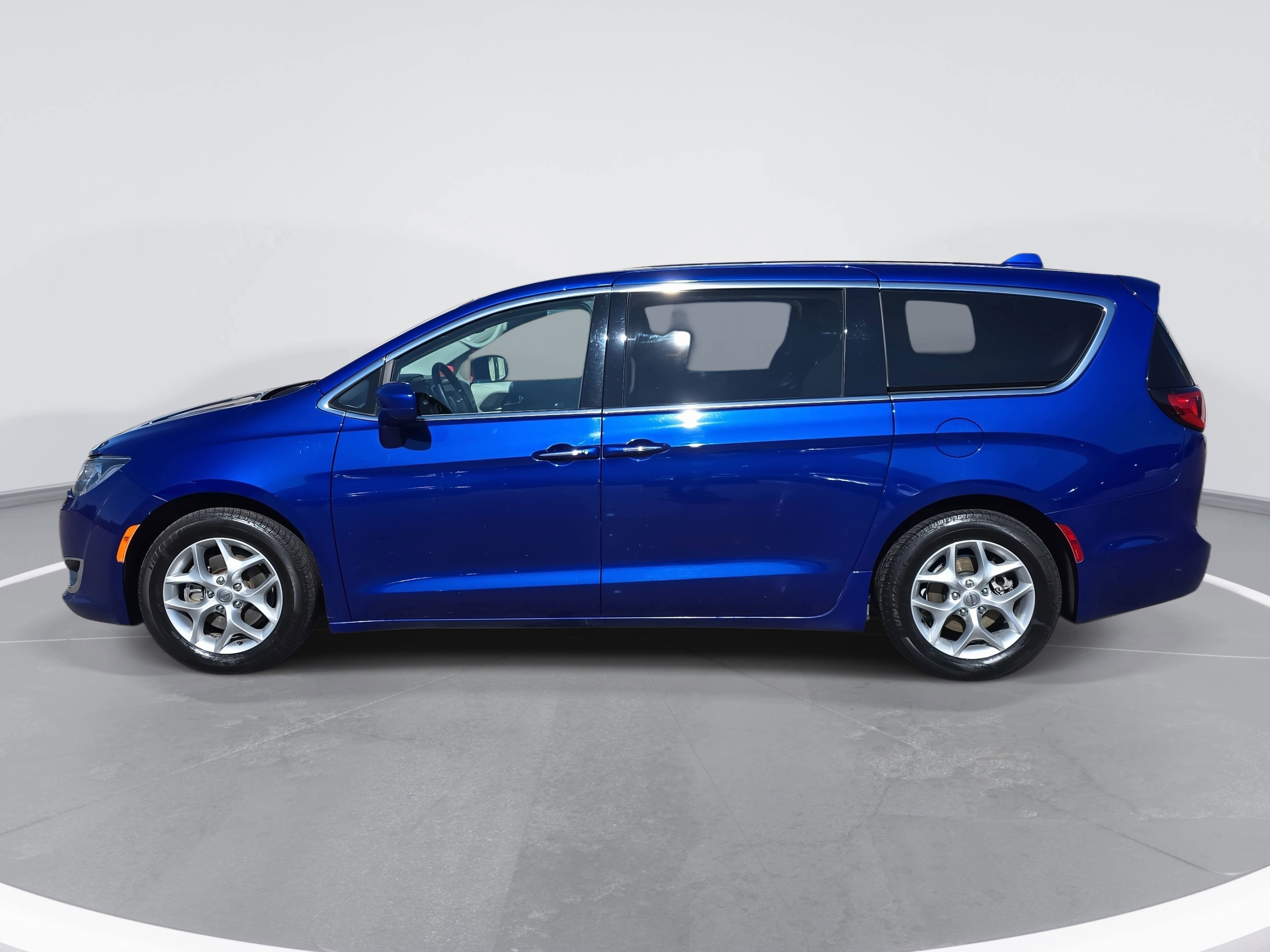2019 Chrysler Pacifica Touring Plus