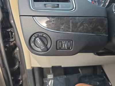 2016 Chrysler Town & Country Limited Platinum