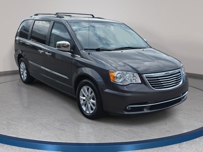 2016 Chrysler Town & Country Limited Platinum