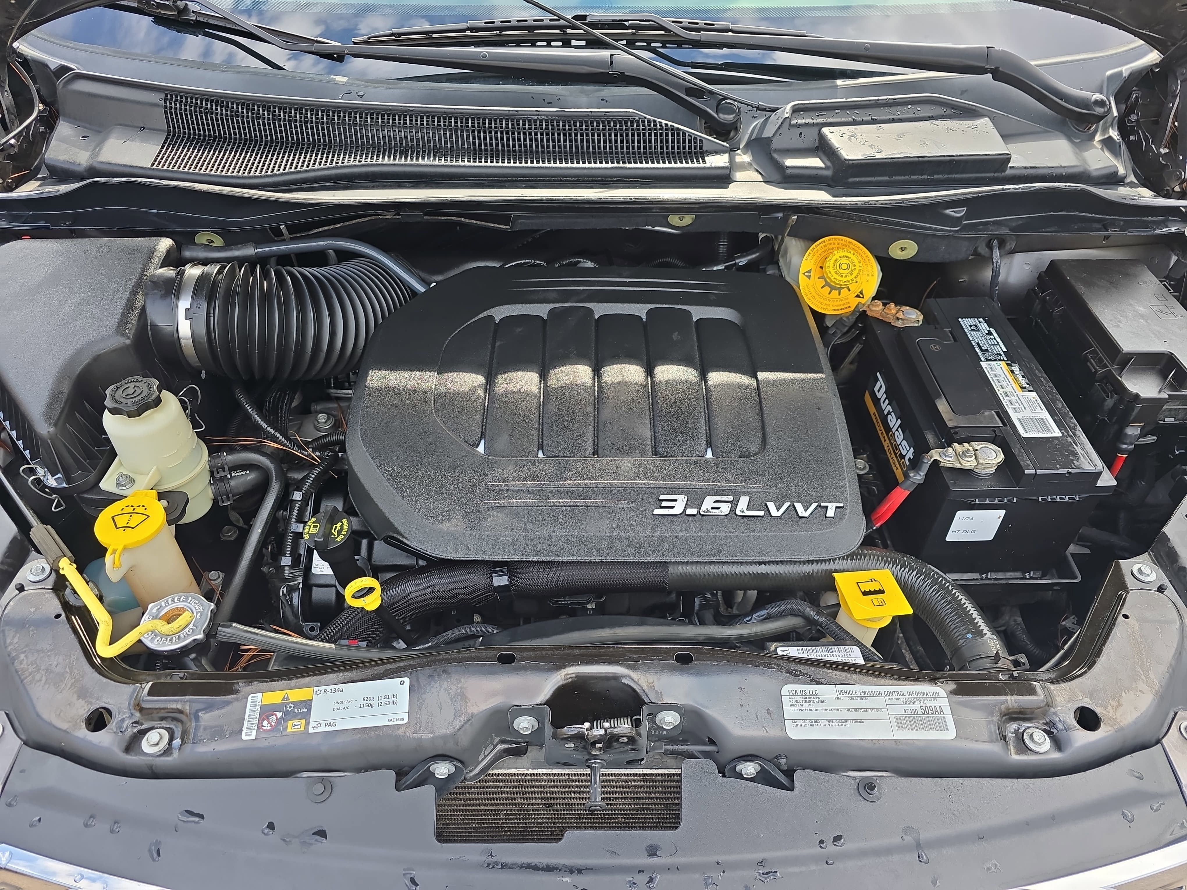 2016 Chrysler Town & Country Limited Platinum