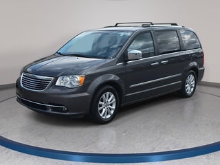 2016 Chrysler Town &amp; Country Limited Platinum