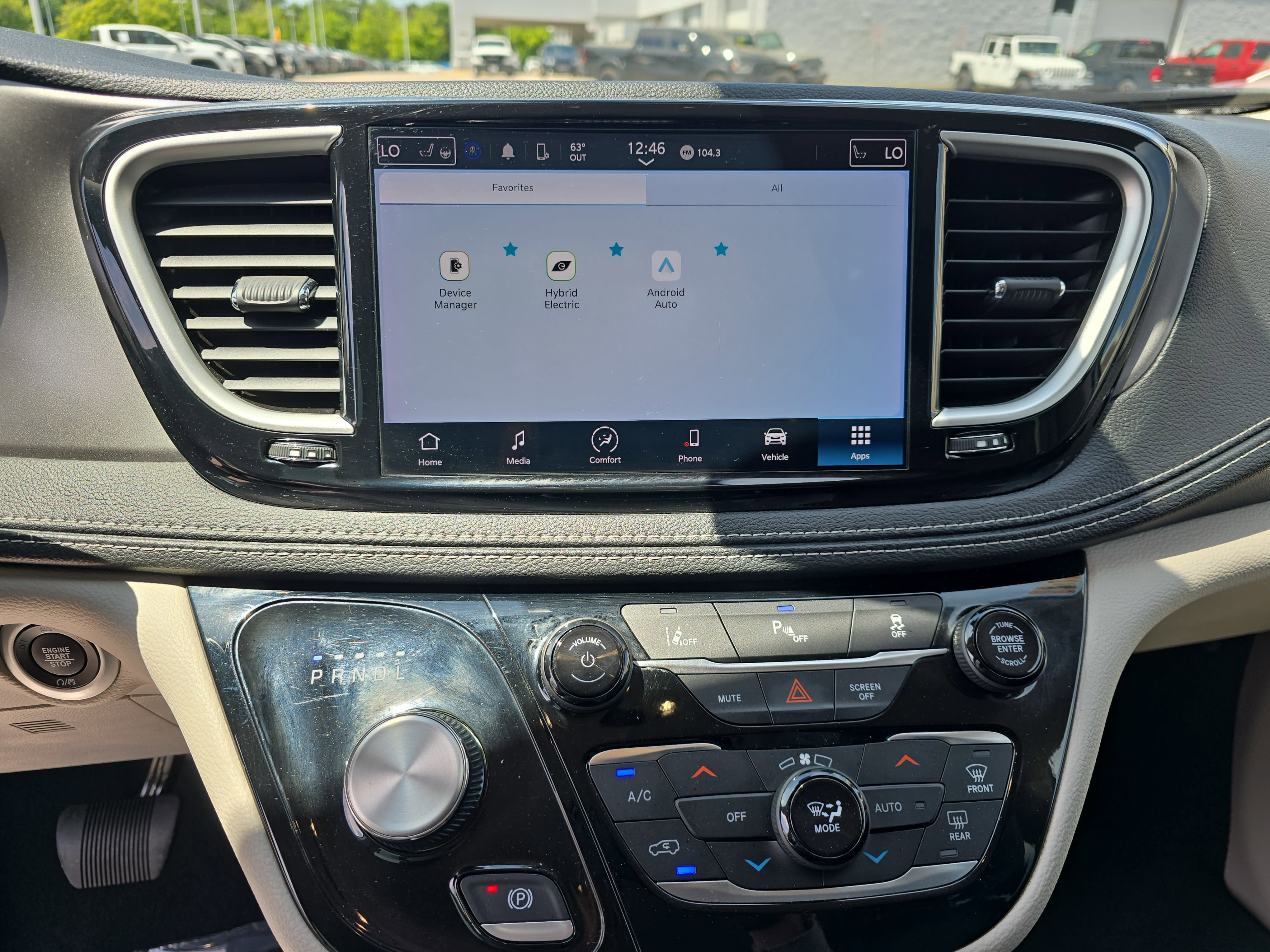 2023 Chrysler Pacifica Hybrid Touring L