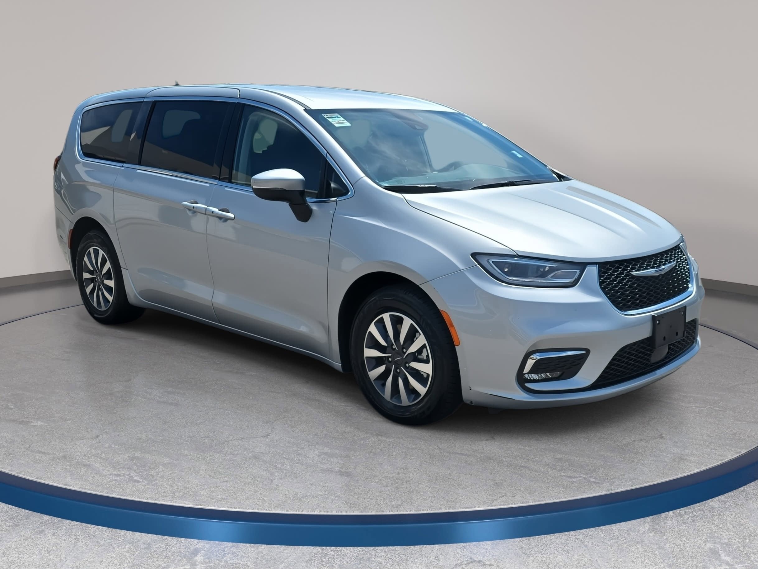 2023 Chrysler Pacifica Hybrid Touring L