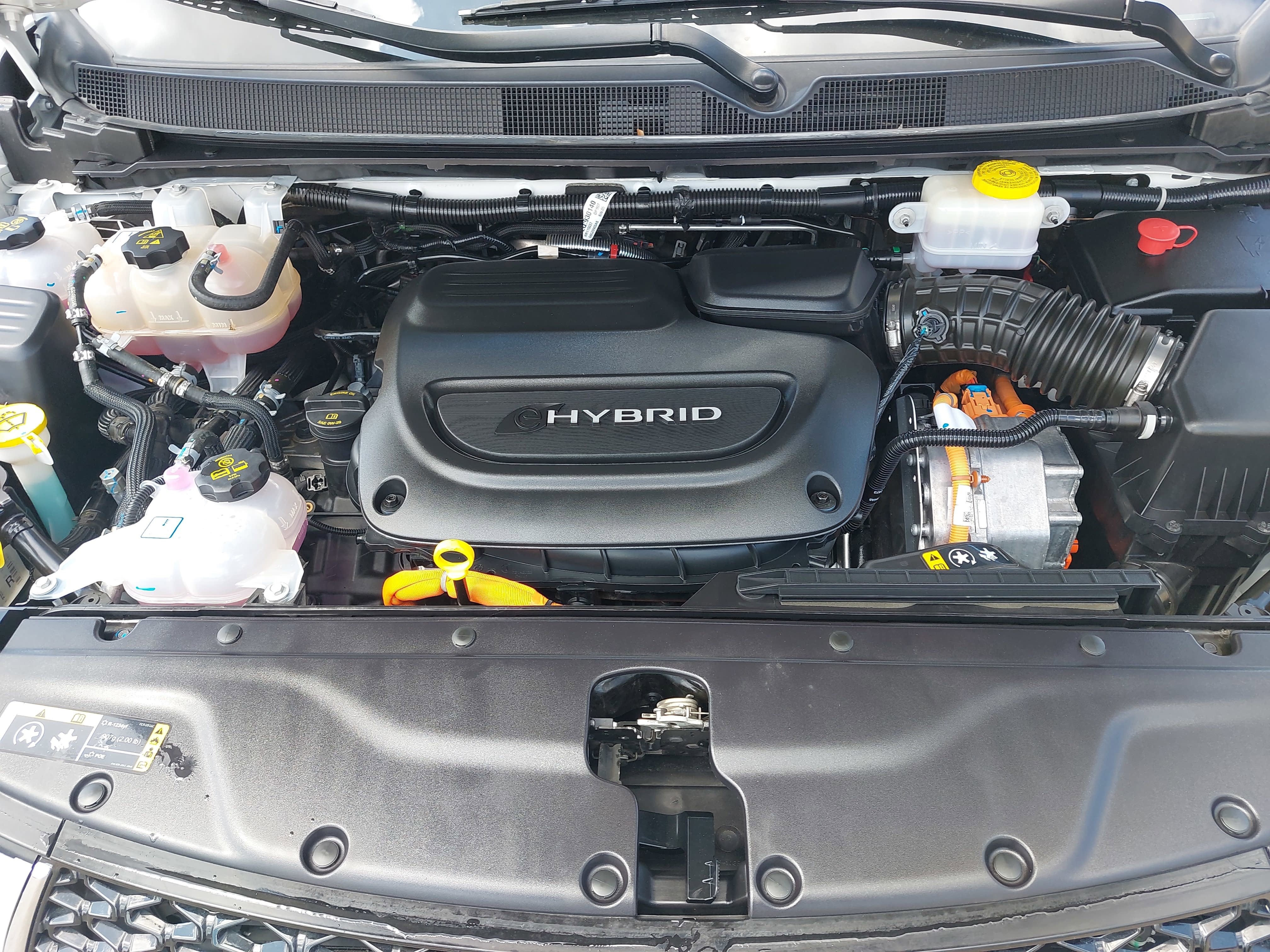 2024 Chrysler Pacifica Hybrid Select