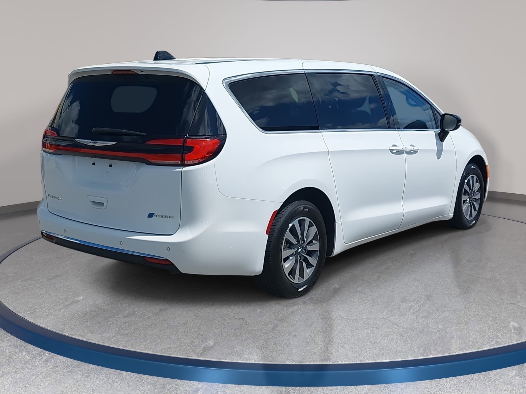2024 Chrysler Pacifica Hybrid Select