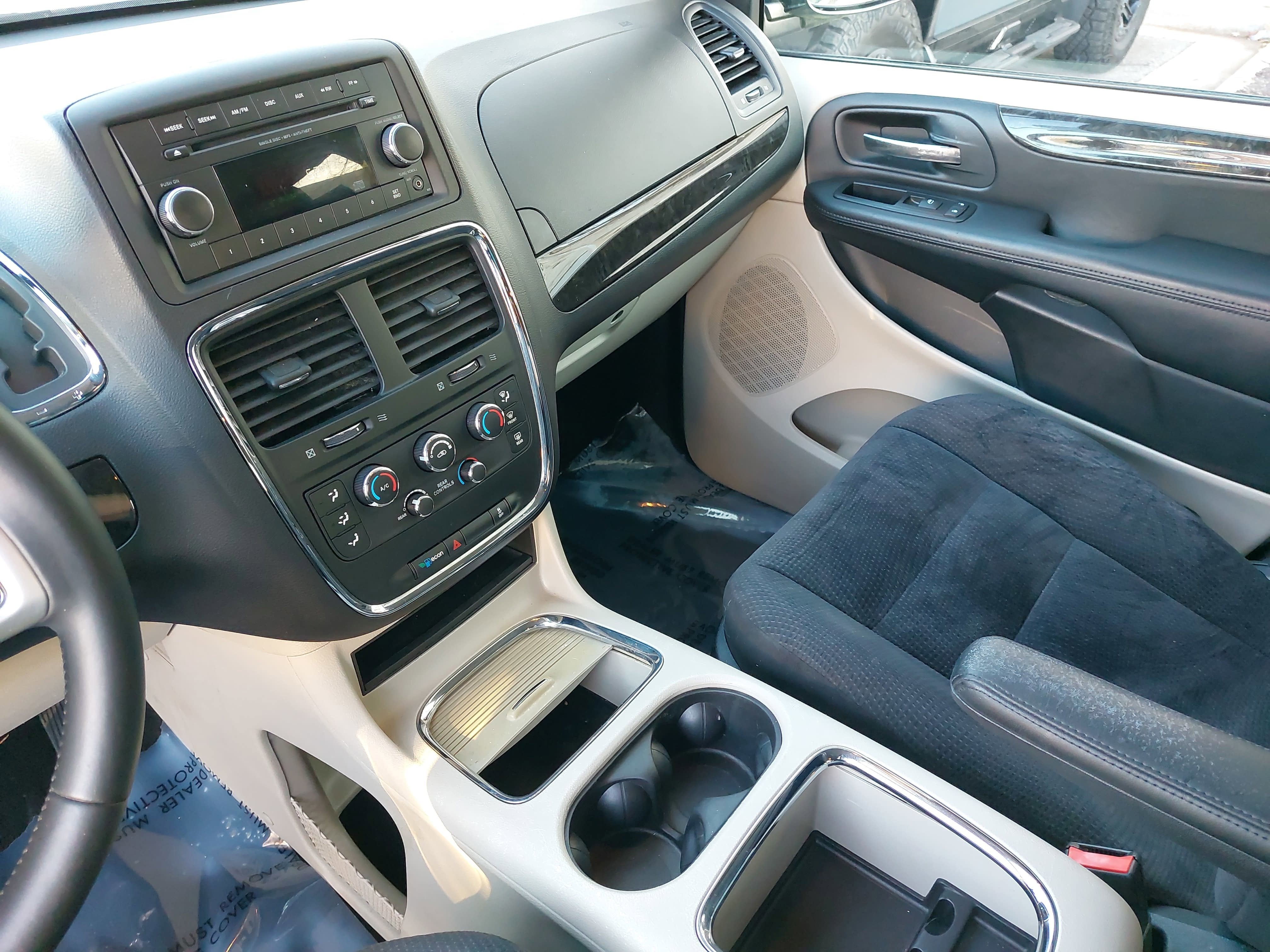 2014 Dodge Grand Caravan SXT