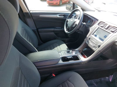 2020 Ford Fusion Hybrid SE