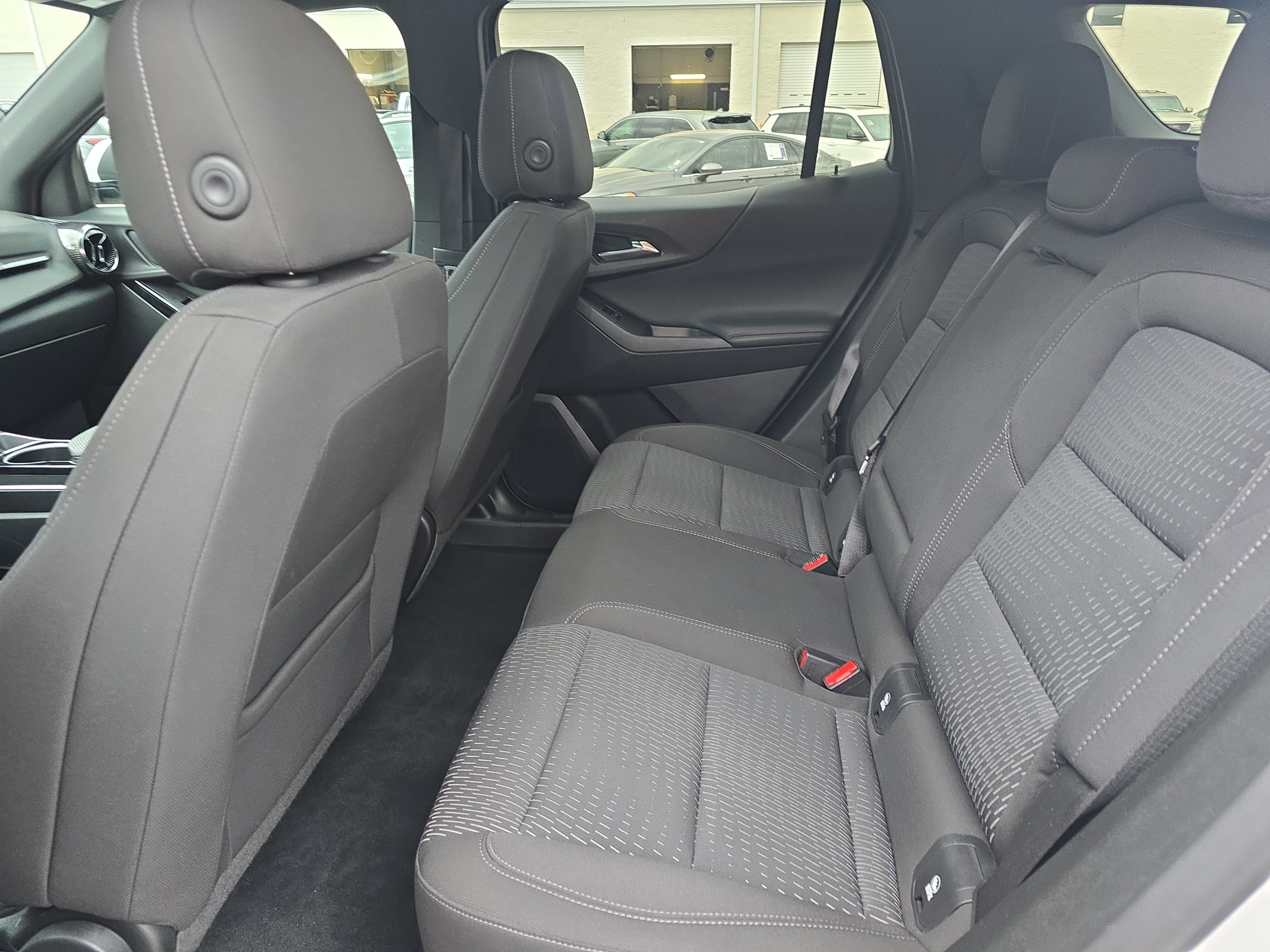 2025 Chevrolet Equinox AWD LT