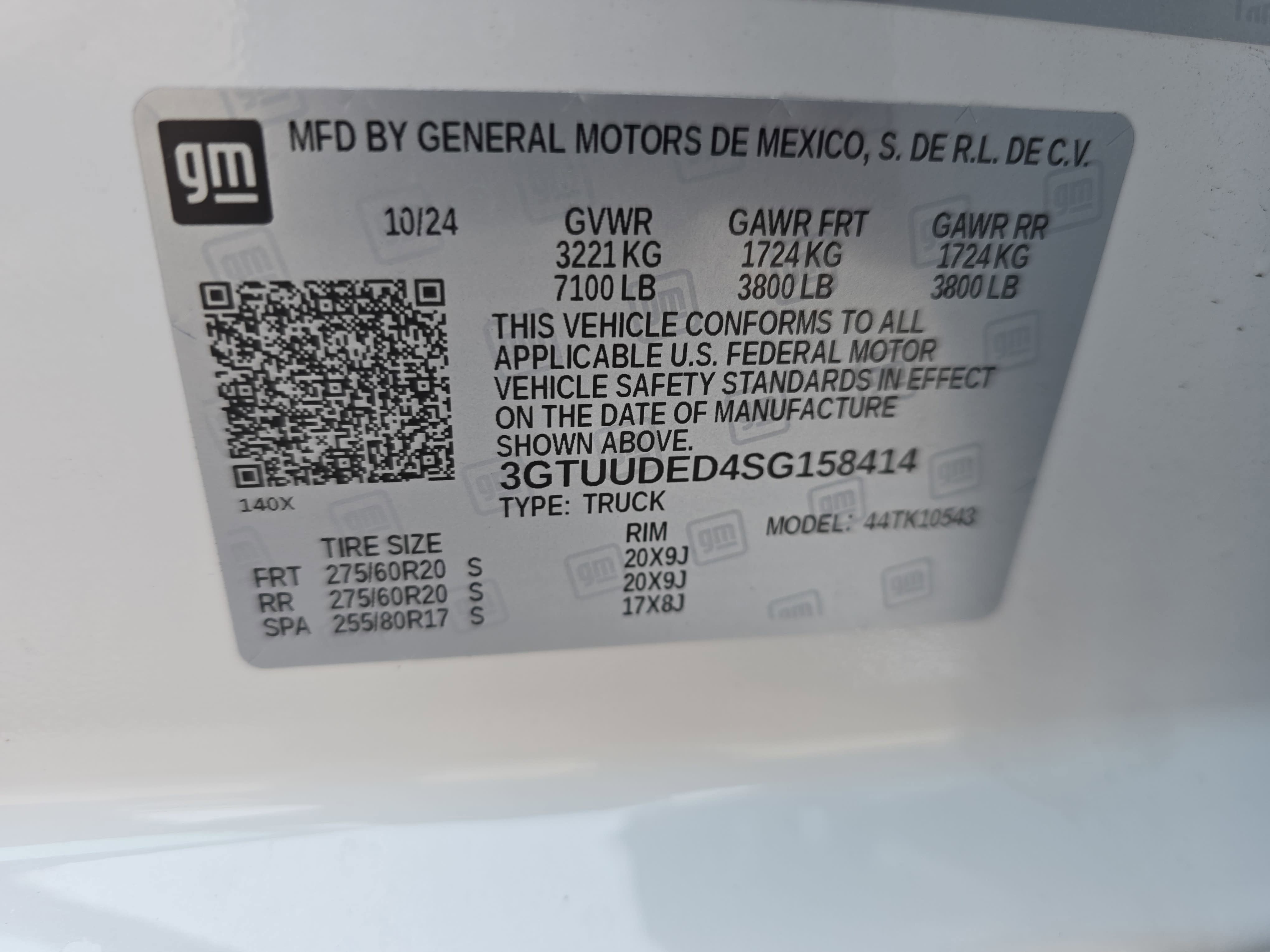 2025 GMC Sierra 1500 SLT