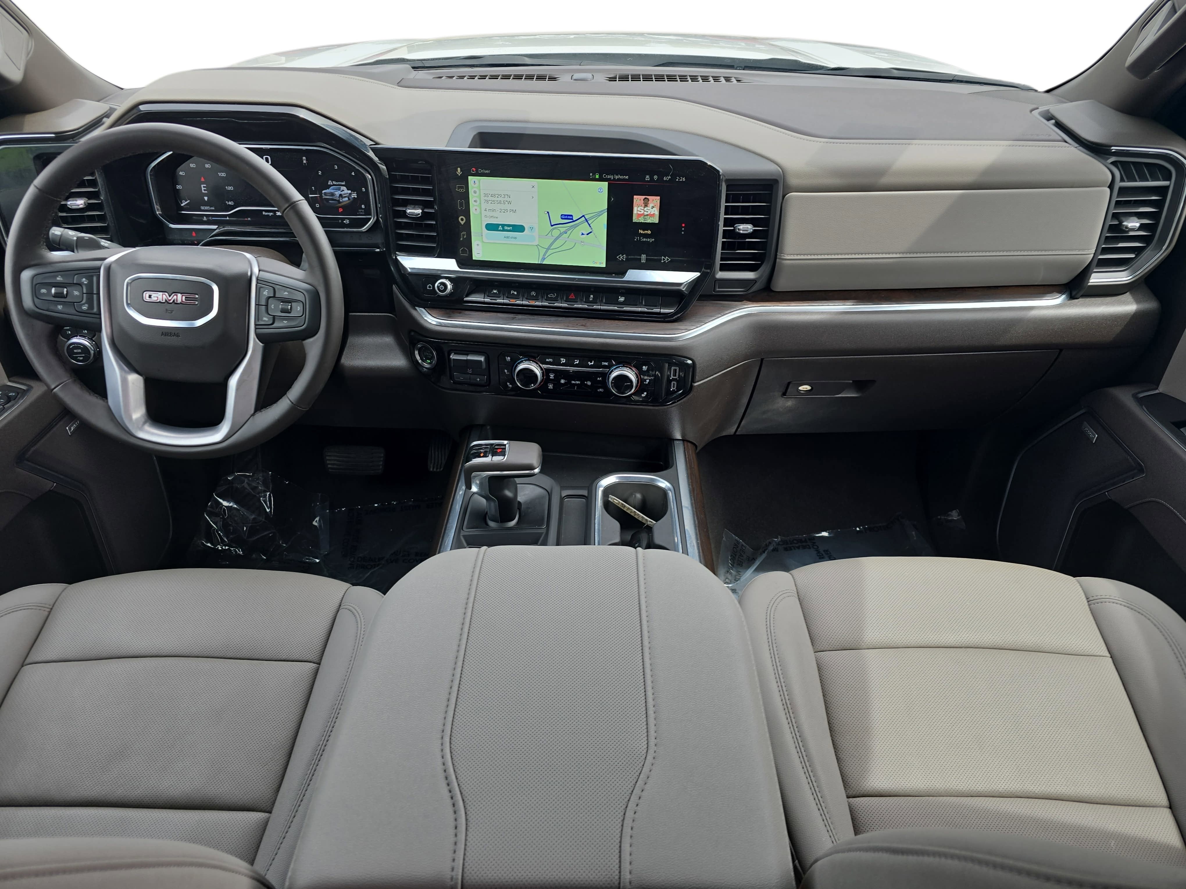 2025 GMC Sierra 1500 SLT