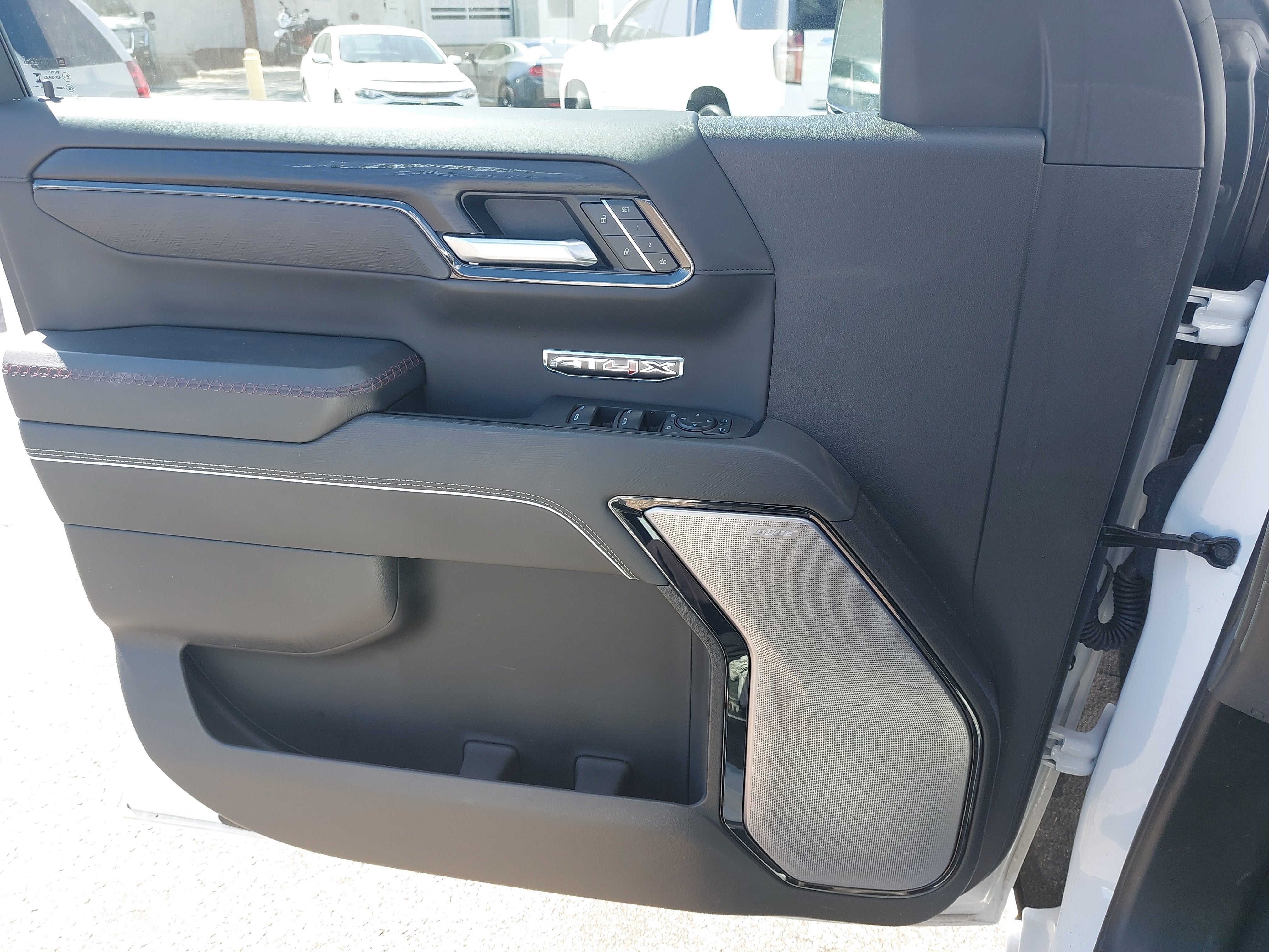 2024 GMC Sierra 1500 AT4X