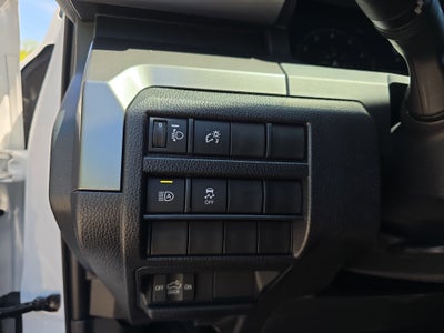 2025 Toyota Tacoma 2WD SR5