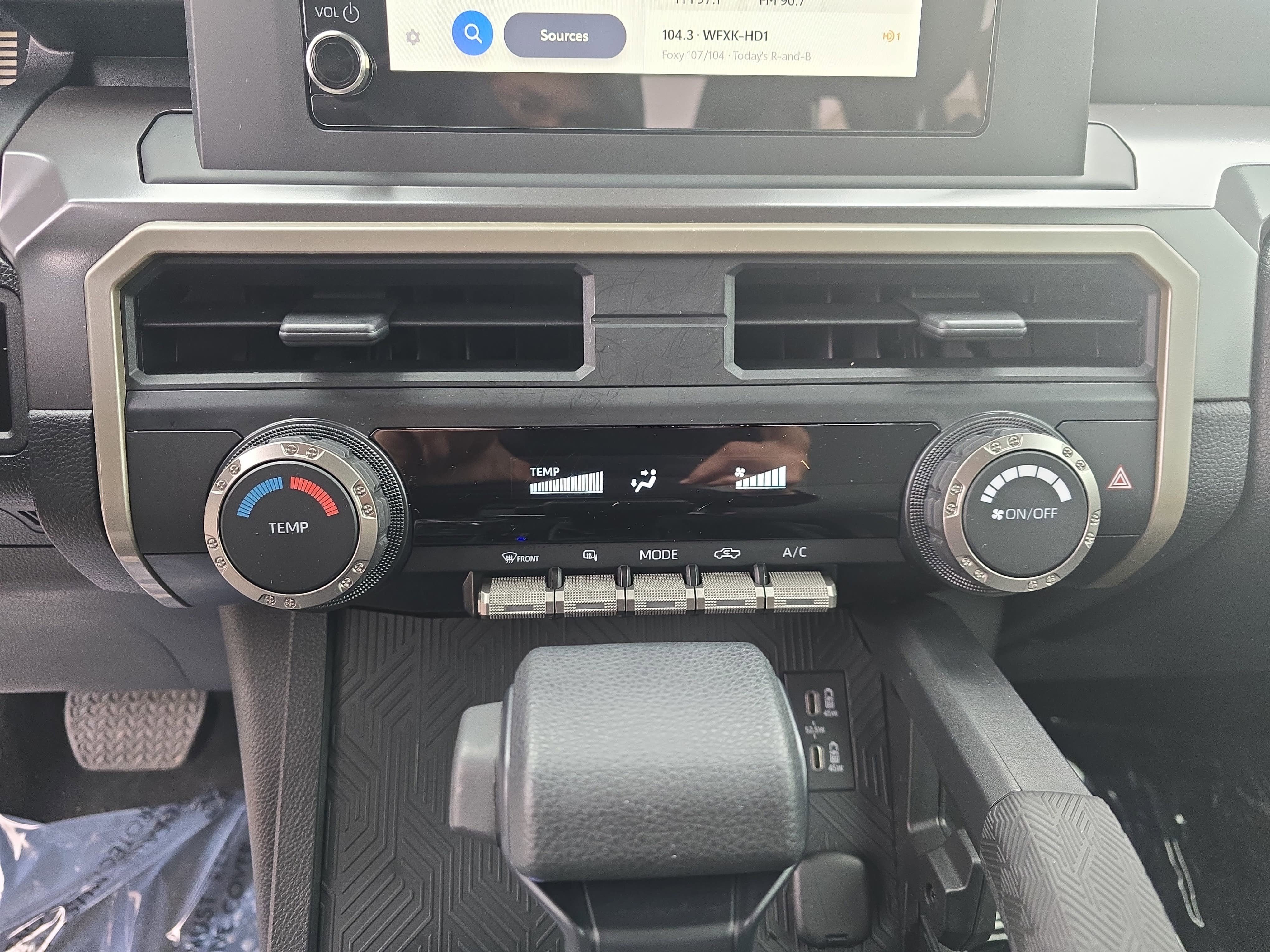 2025 Toyota Tacoma 4WD SR