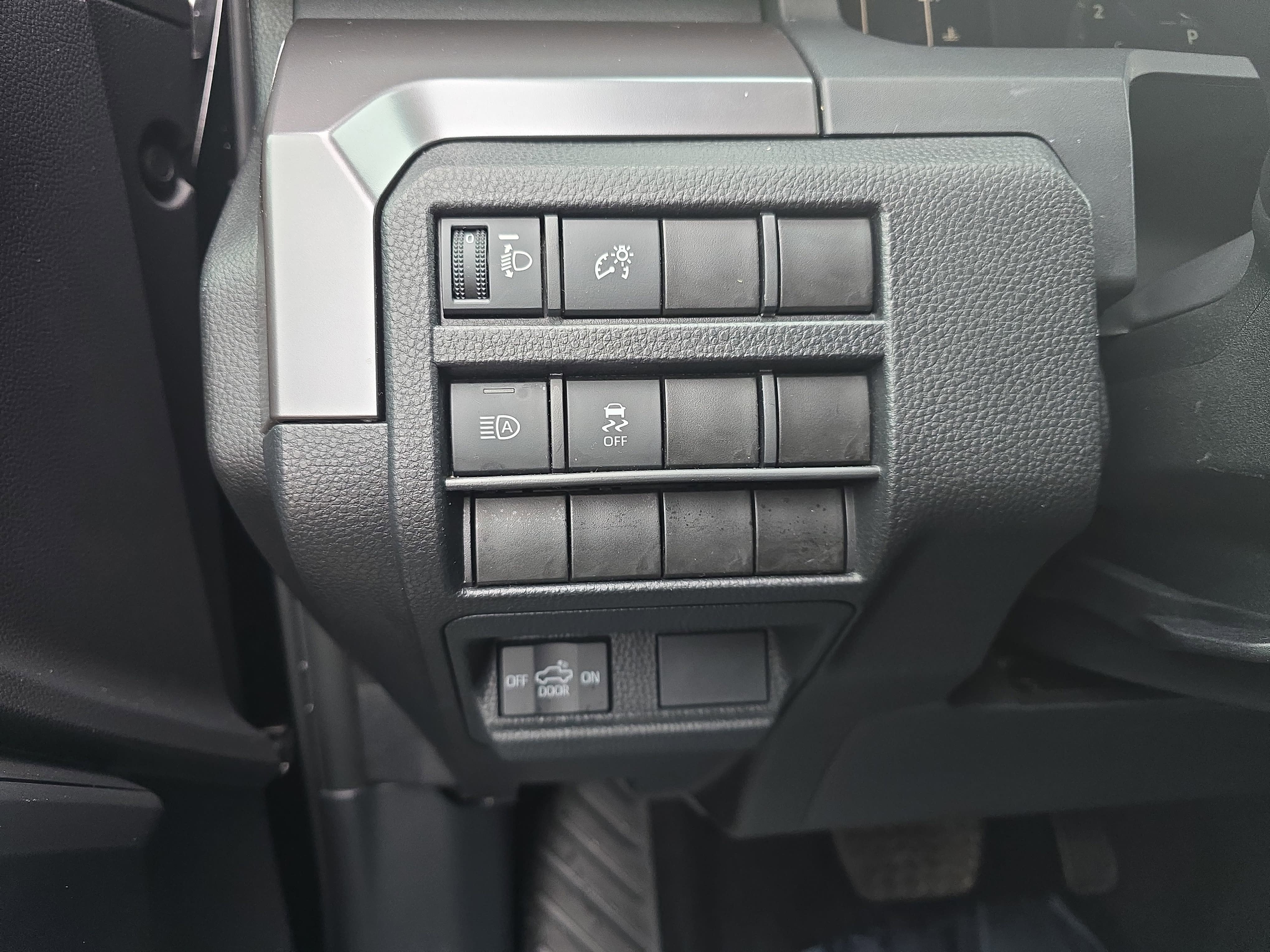 2025 Toyota Tacoma 4WD SR