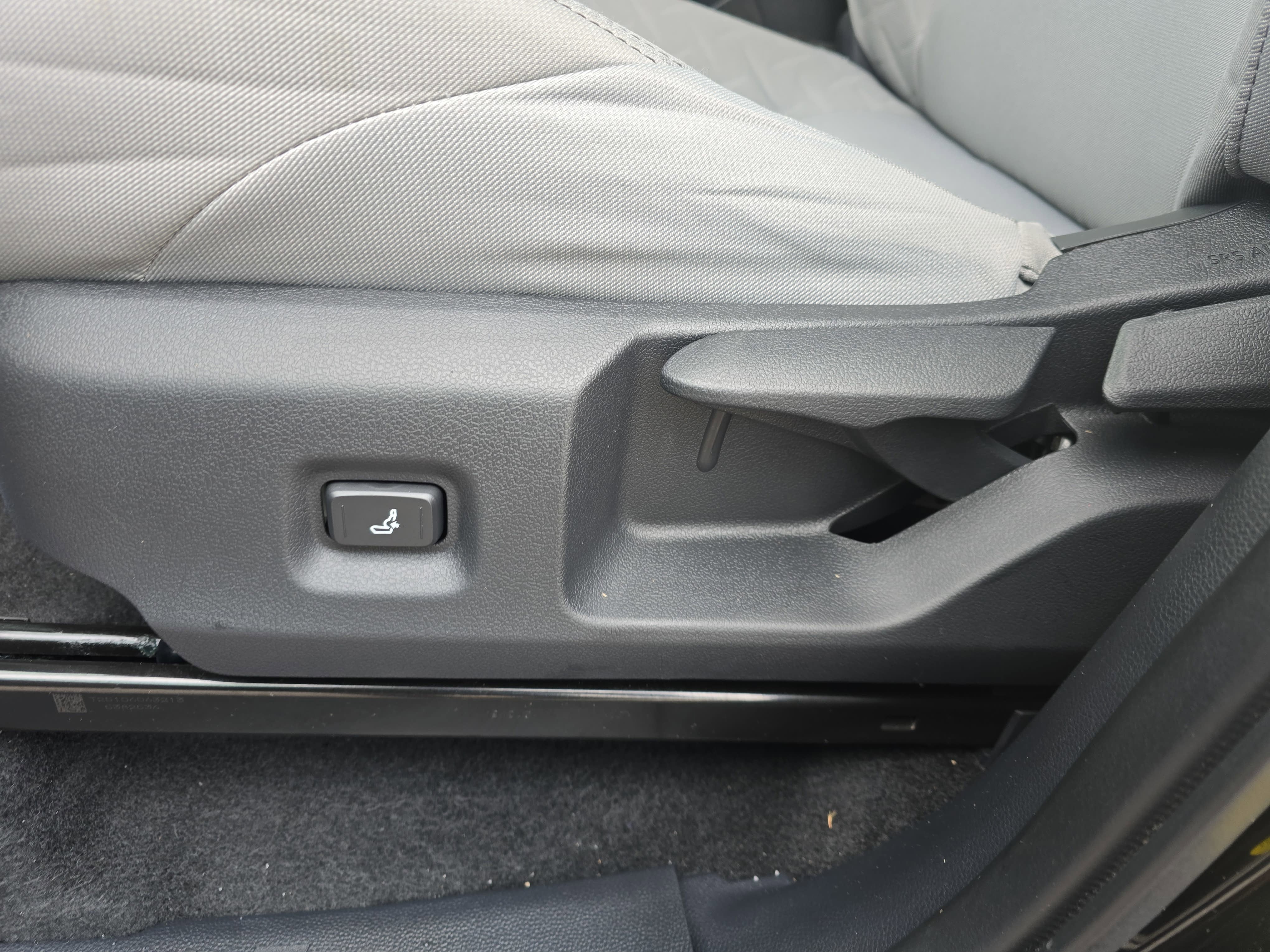 2025 Toyota Tacoma 4WD SR