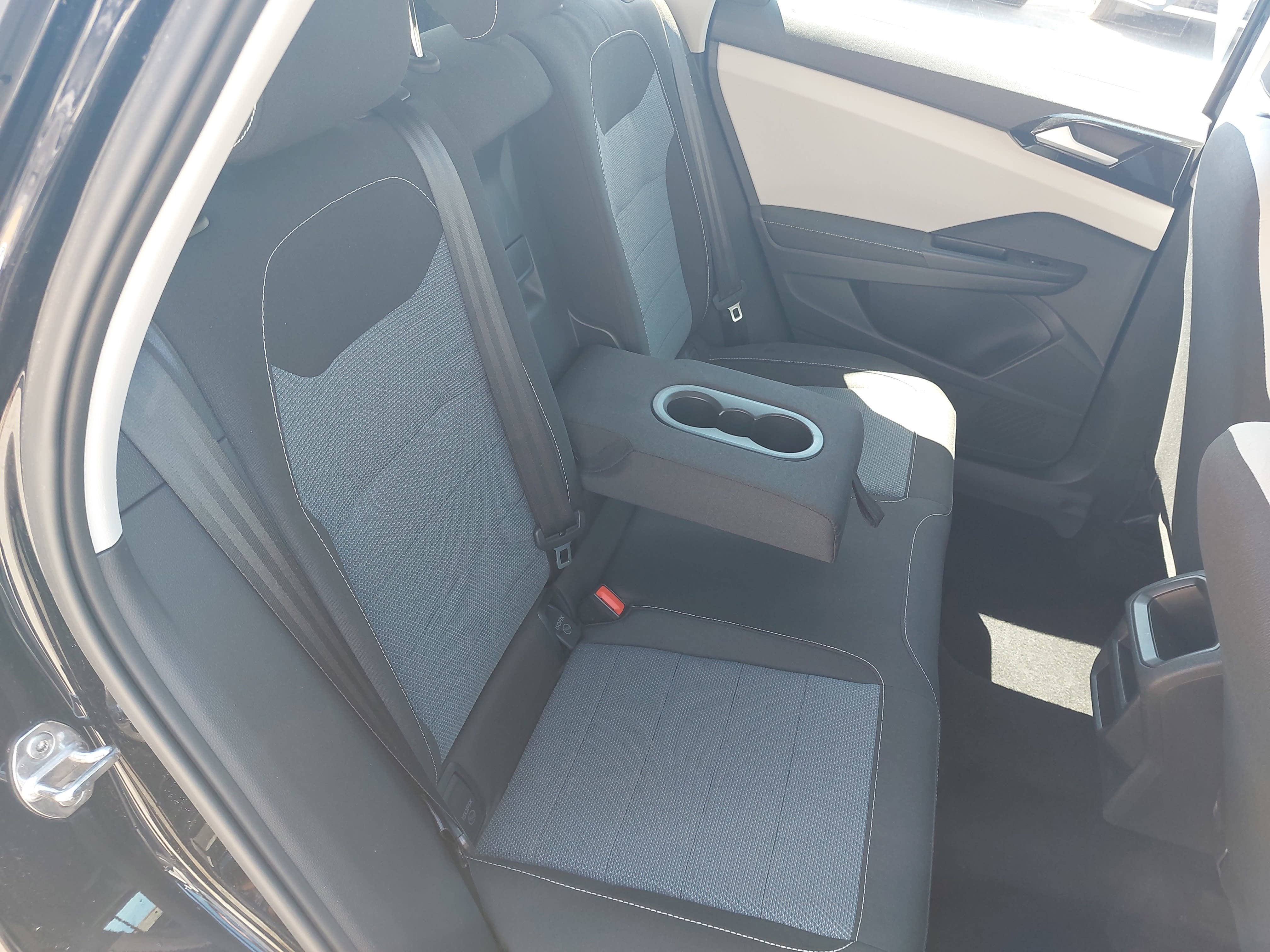 2025 Volkswagen Taos S