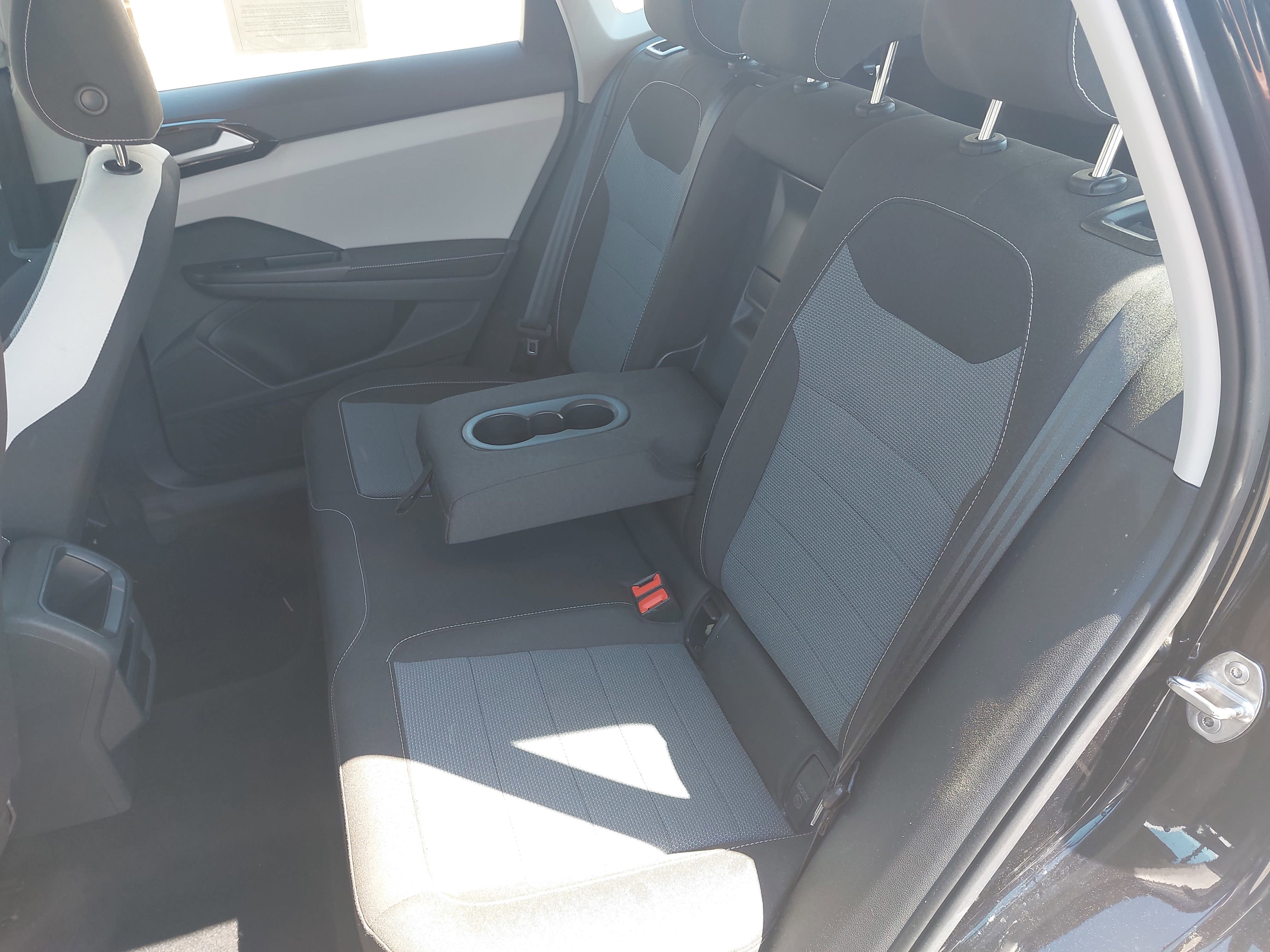 2025 Volkswagen Taos S