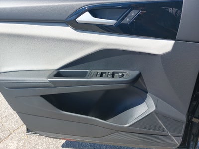 2025 Volkswagen Taos S